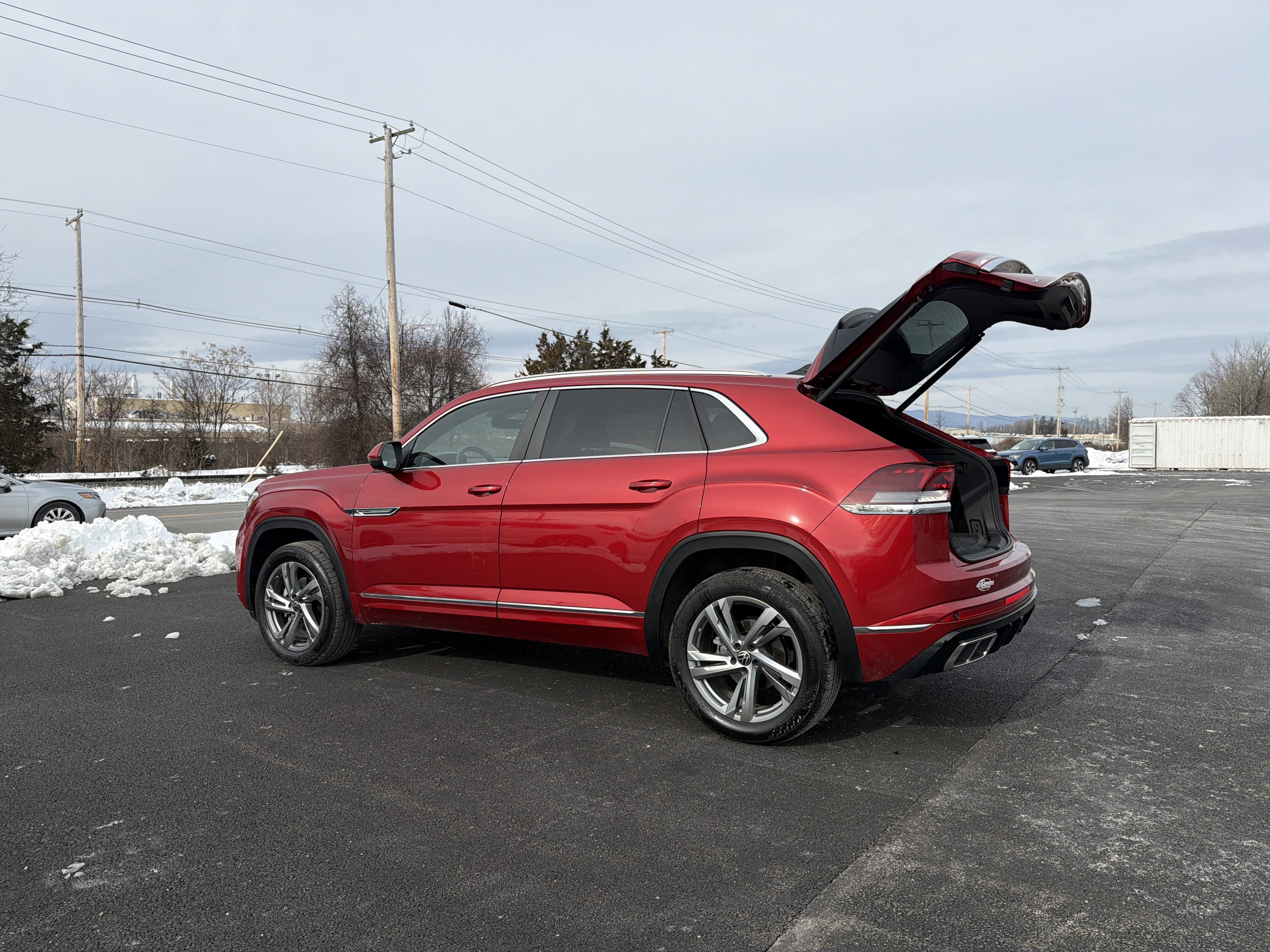 2024 Volkswagen Atlas Cross Sport 2.0T SEL R-Line