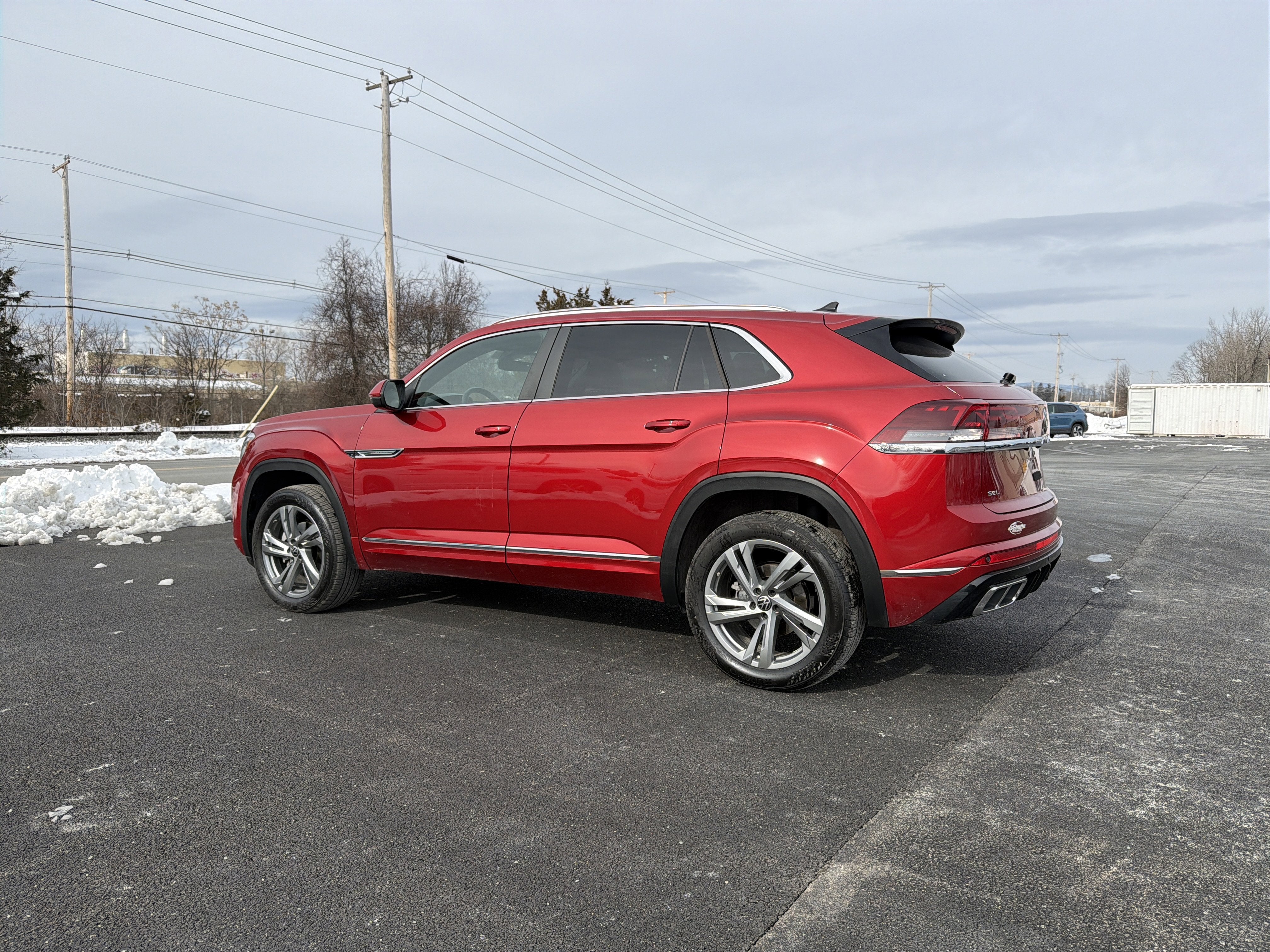 2024 Volkswagen Atlas Cross Sport 2.0T SEL R-Line