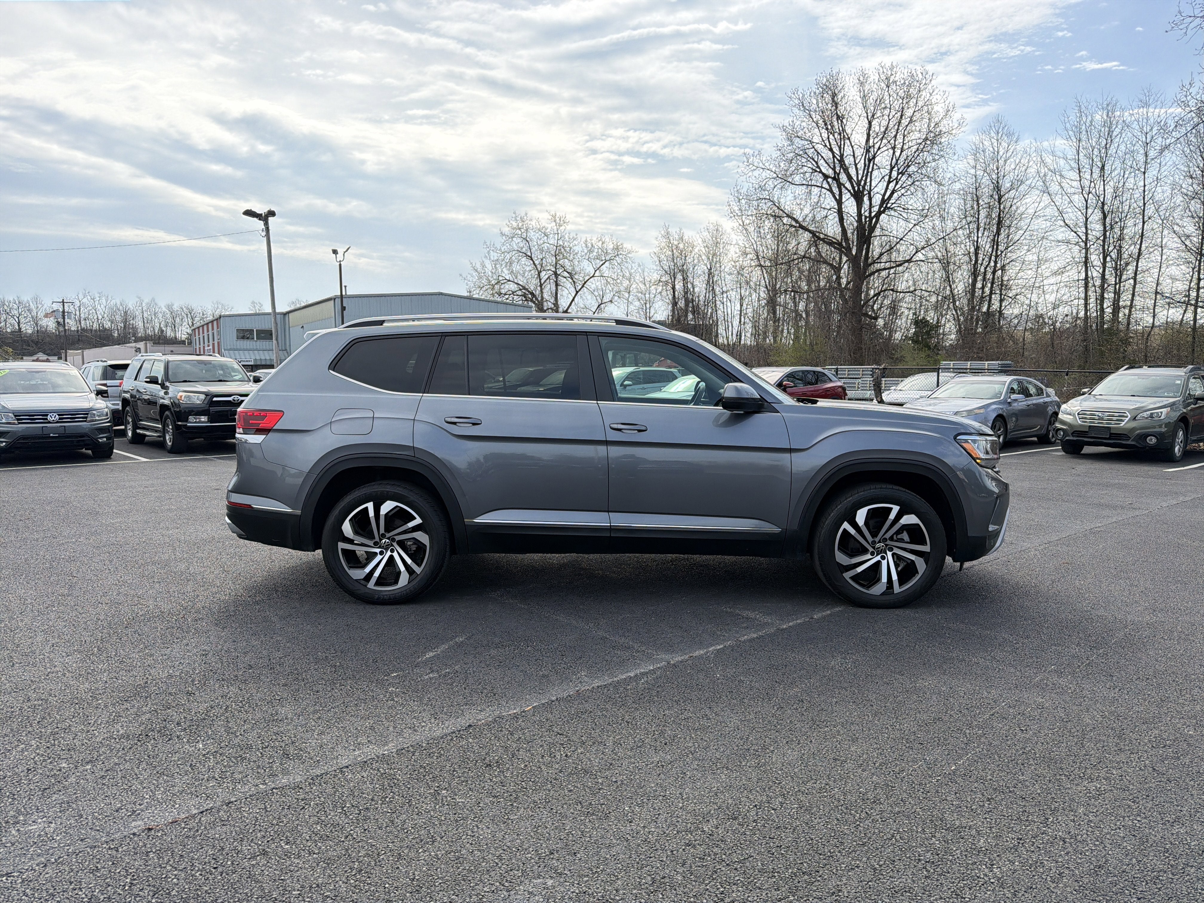 2022 Volkswagen Atlas 2.0T SEL
