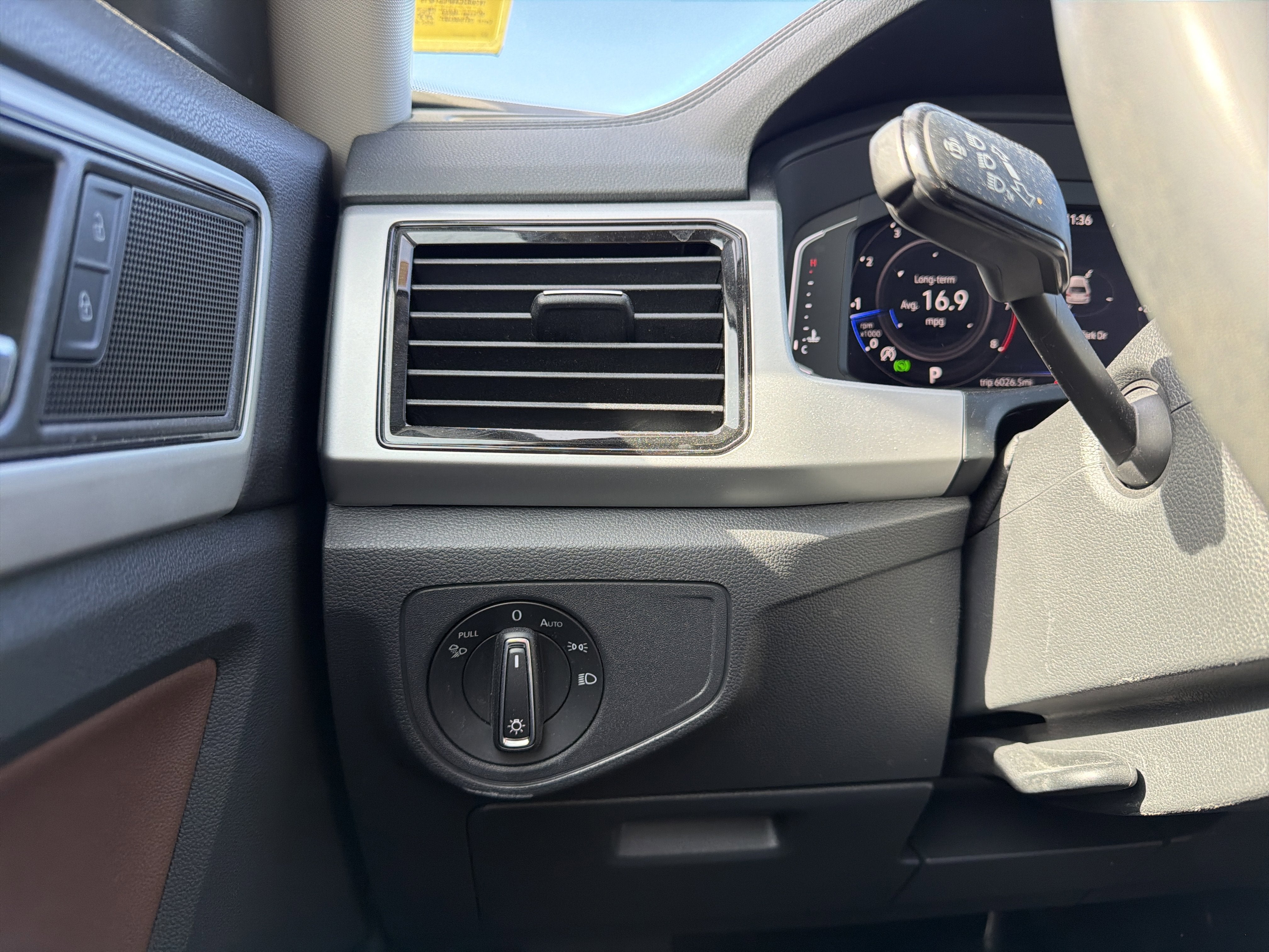 2023 Volkswagen Atlas SEL