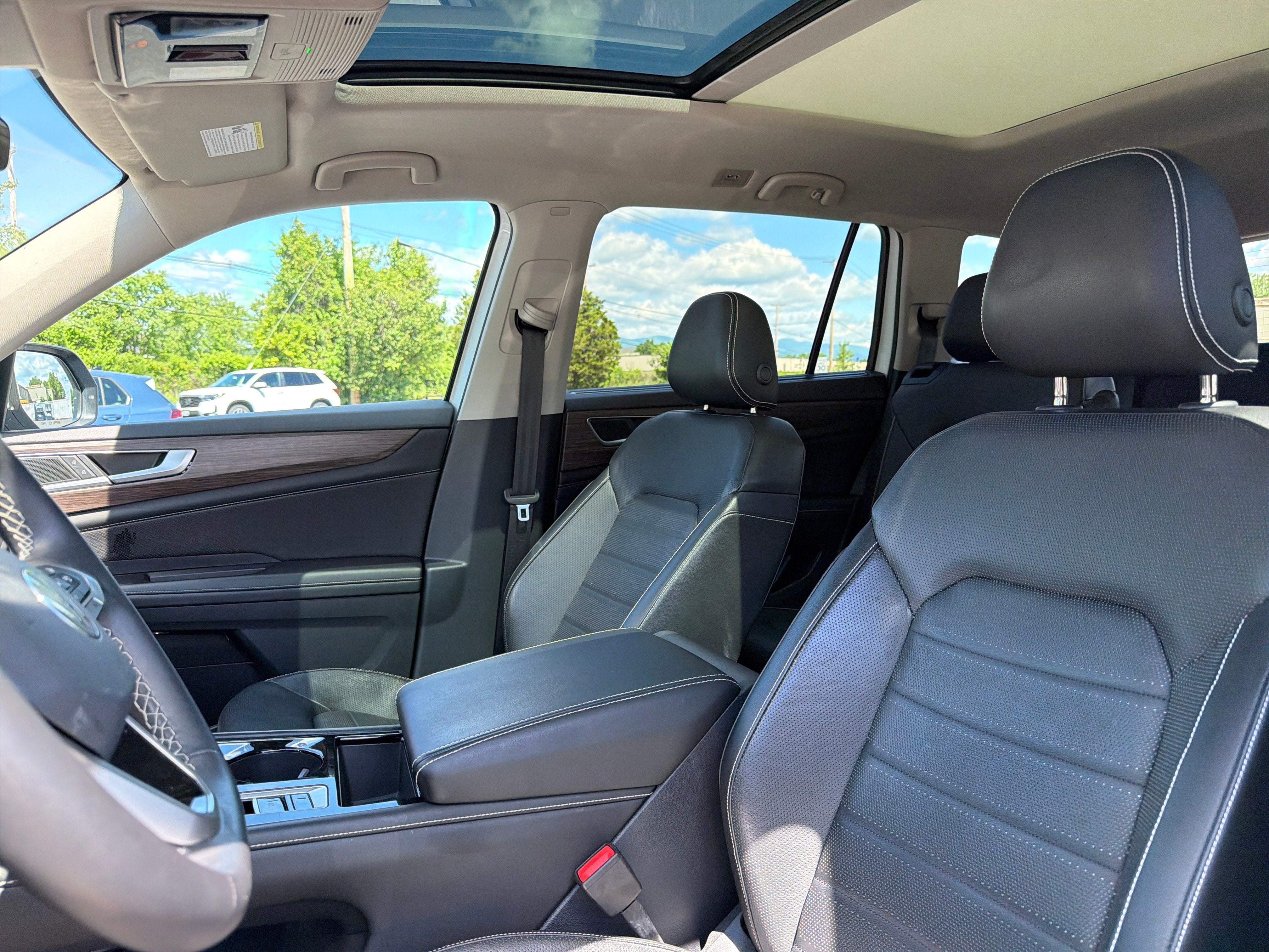 2024 Volkswagen Atlas 2.0T SEL