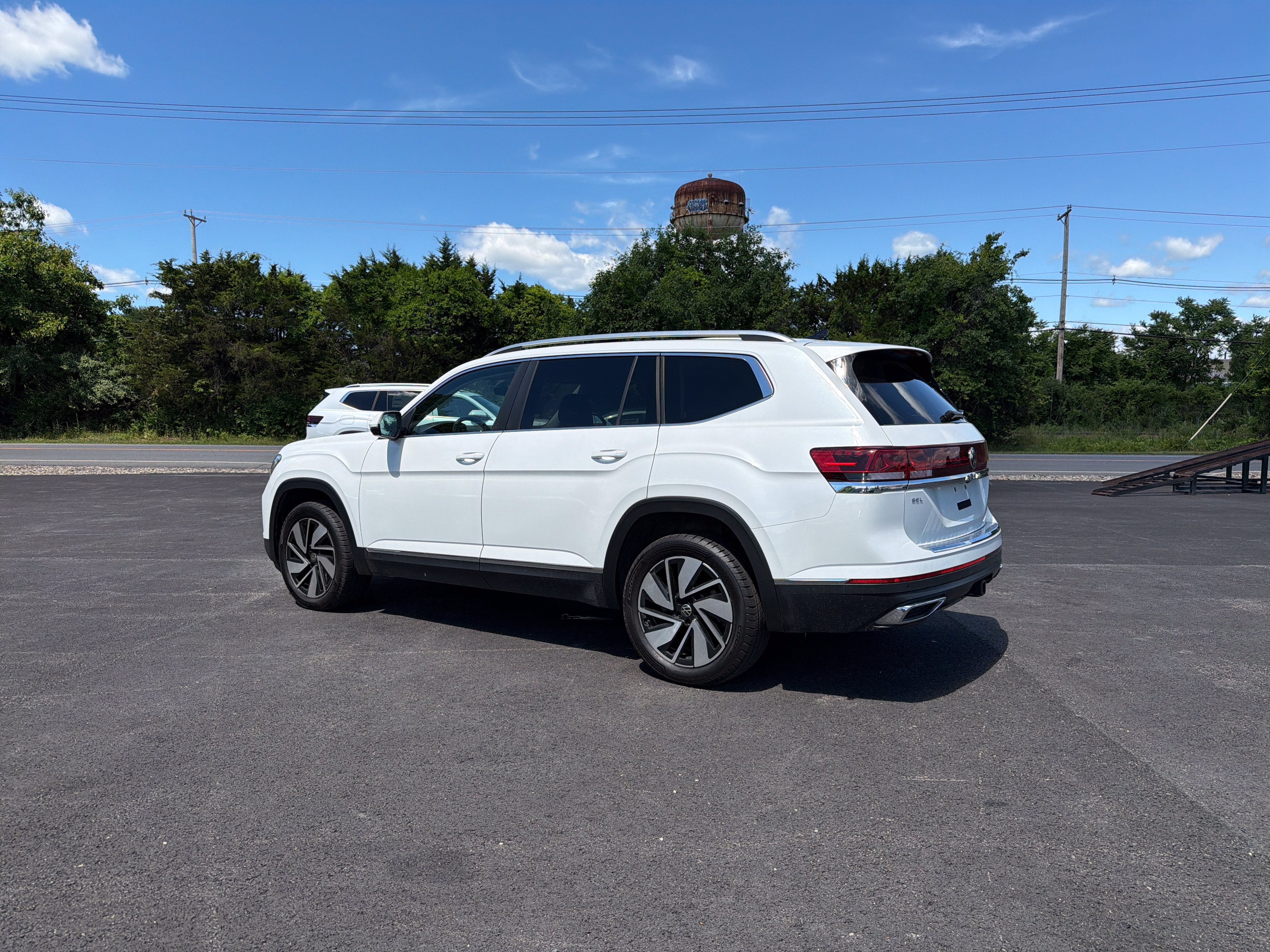 2024 Volkswagen Atlas 2.0T SEL
