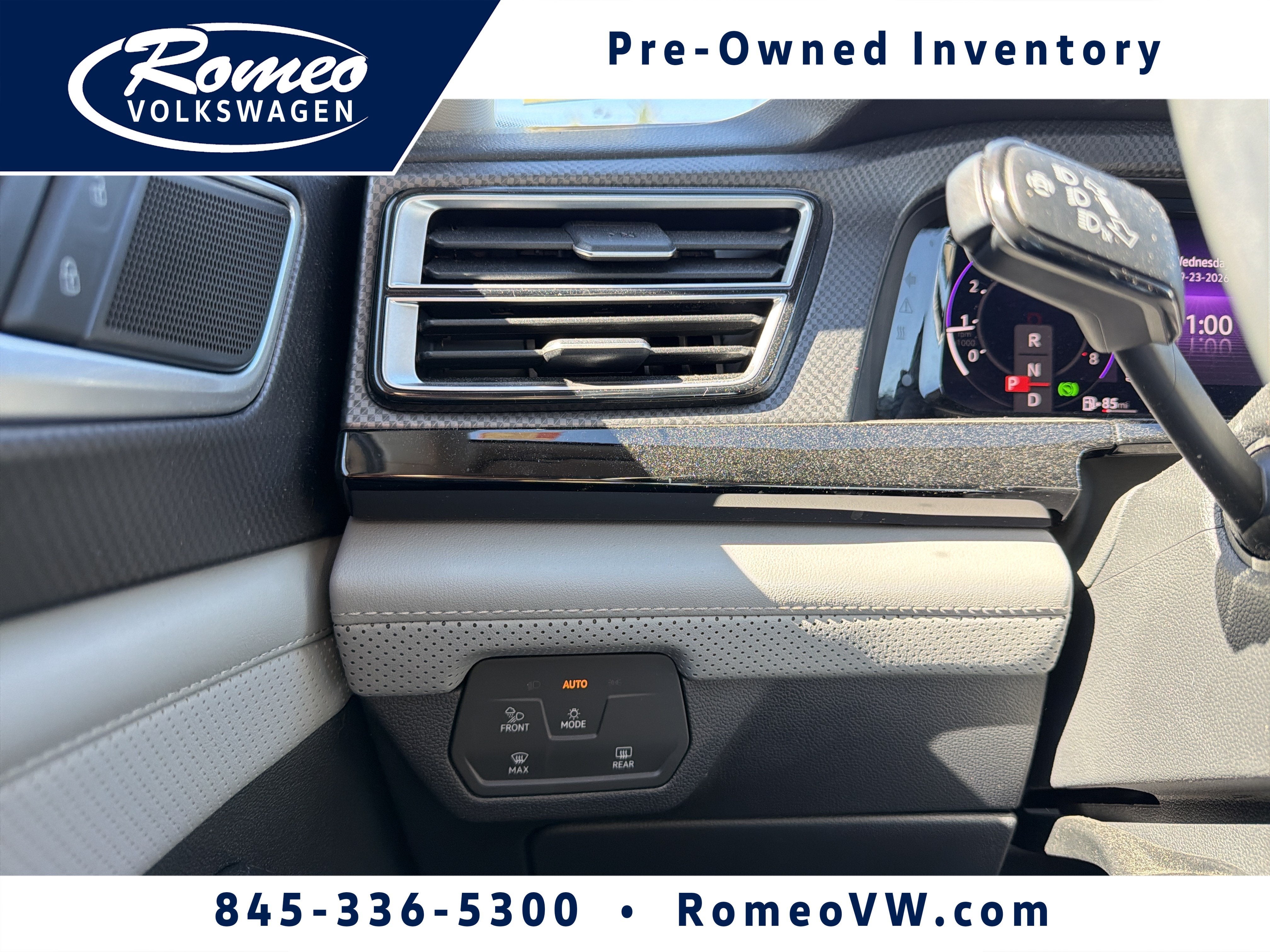 2024 Volkswagen Atlas 2.0T Peak Edition SE w/Technology