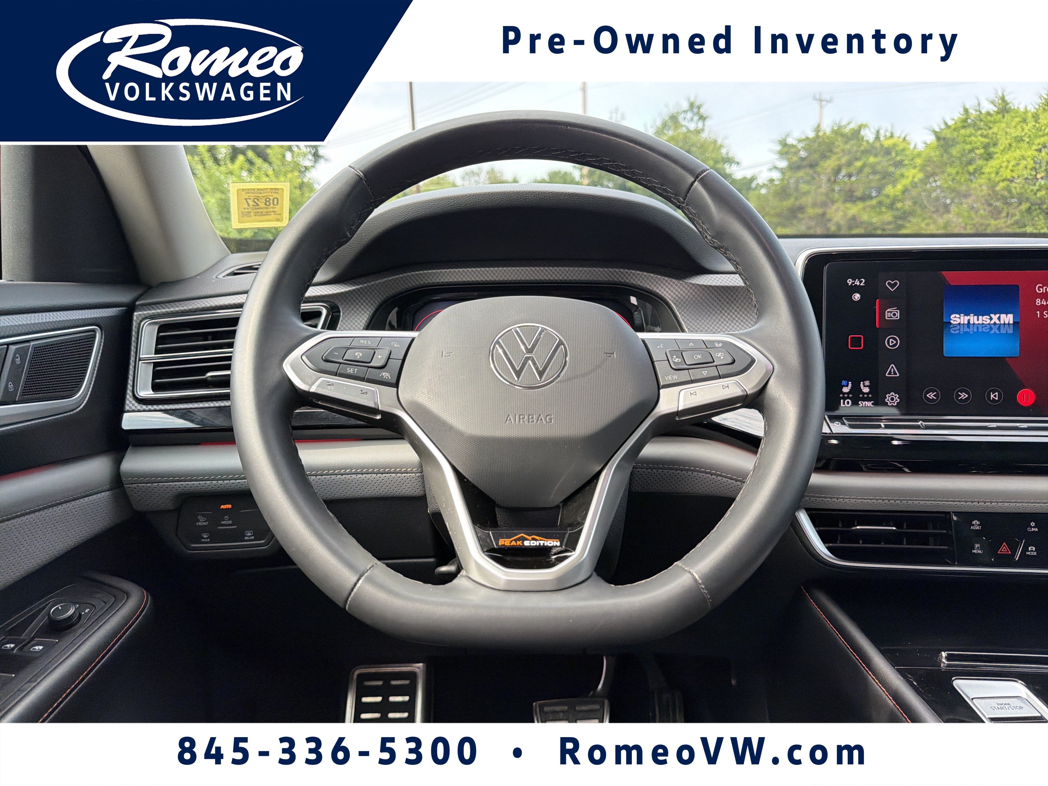 2024 Volkswagen Atlas 2.0T Peak Edition SE w/Technology