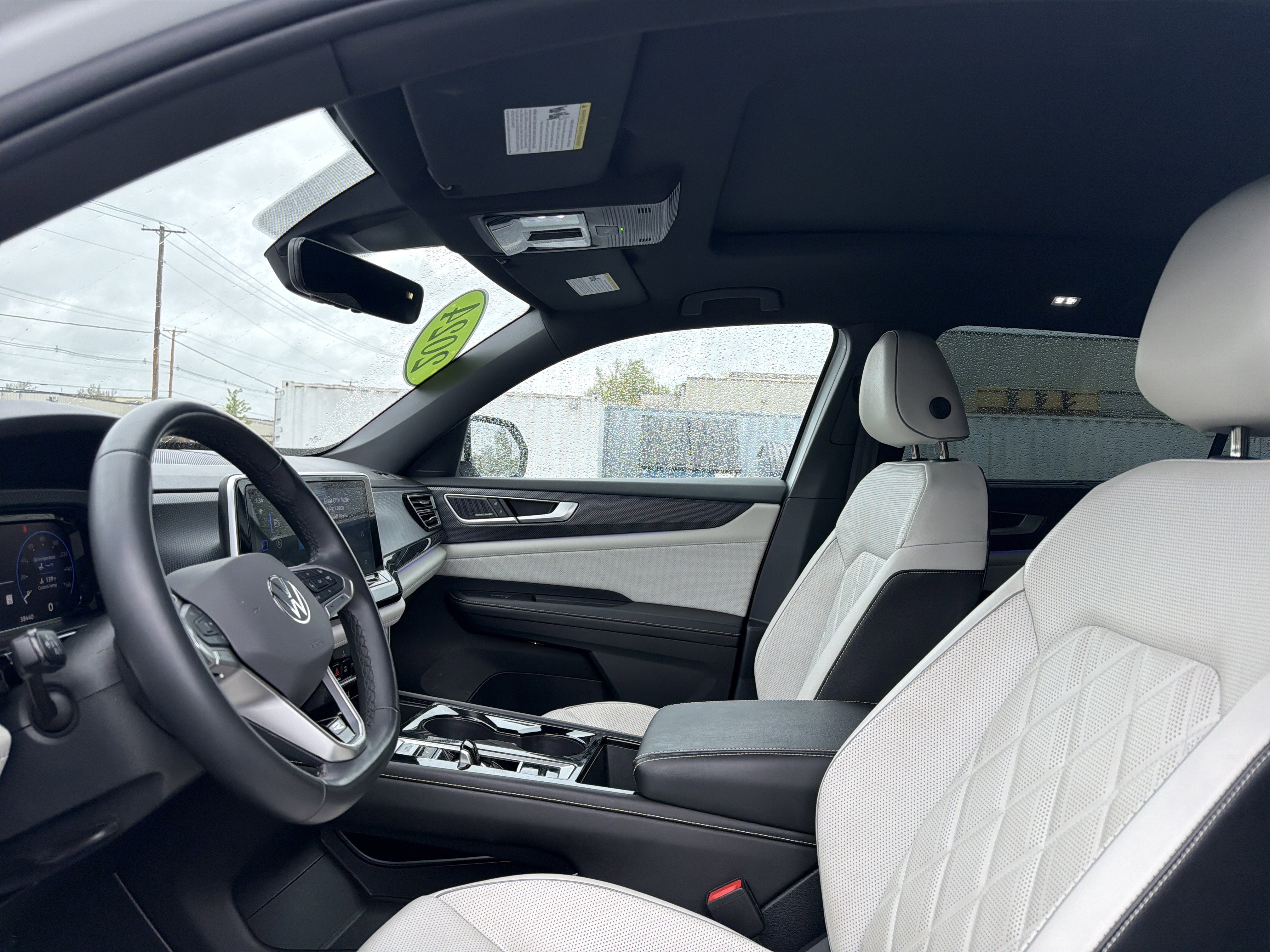 2024 Volkswagen Atlas Cross Sport 2.0T SEL Premium R-Line