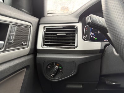 2021 Volkswagen Atlas Cross Sport 3.6L V6 SEL Premium R-Line