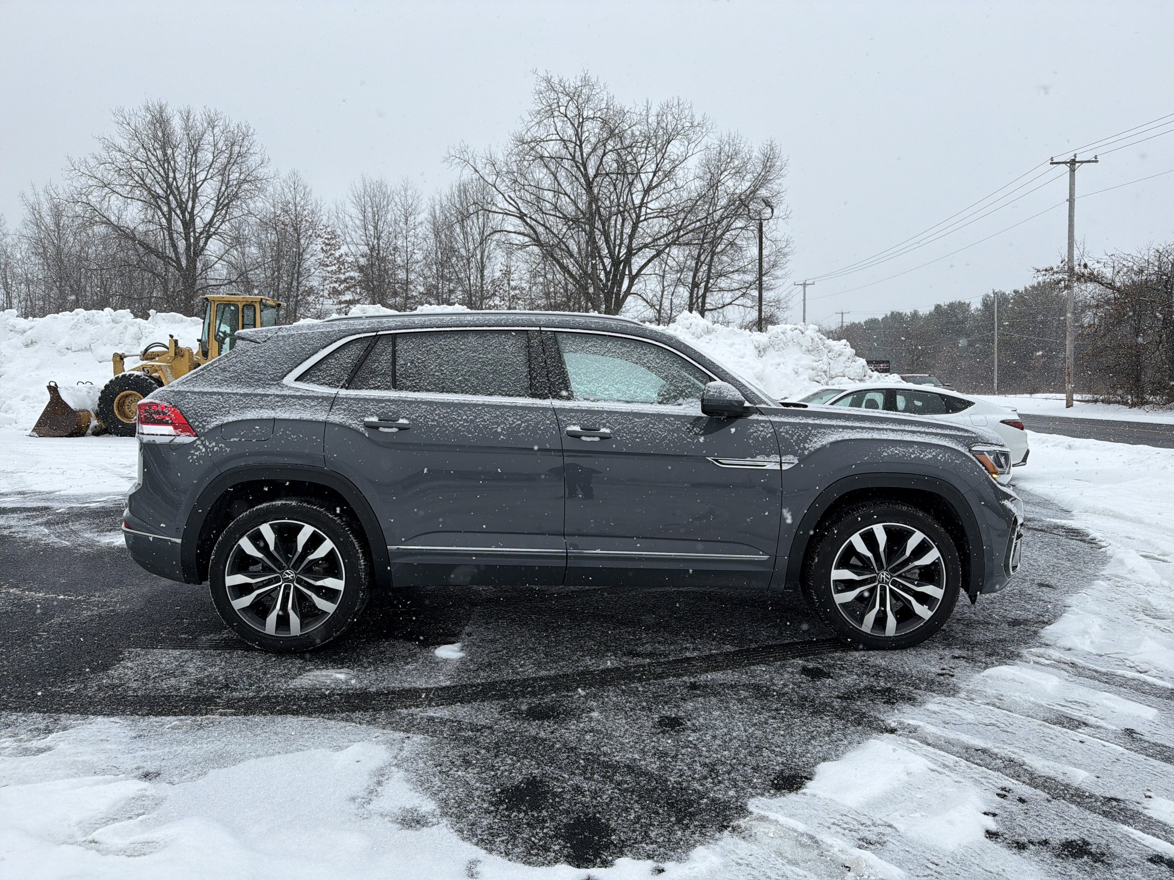 2021 Volkswagen Atlas Cross Sport 3.6L V6 SEL Premium R-Line