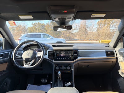 2023 Volkswagen Atlas Cross Sport 3.6L V6 SEL Premium R-Line