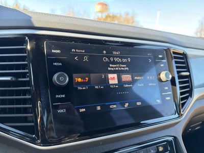 2023 Volkswagen Atlas Cross Sport 3.6L V6 SEL Premium R-Line