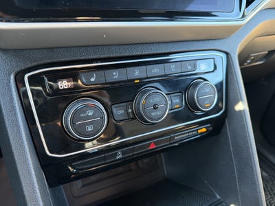 2023 Volkswagen Atlas Cross Sport 3.6L V6 SEL Premium R-Line