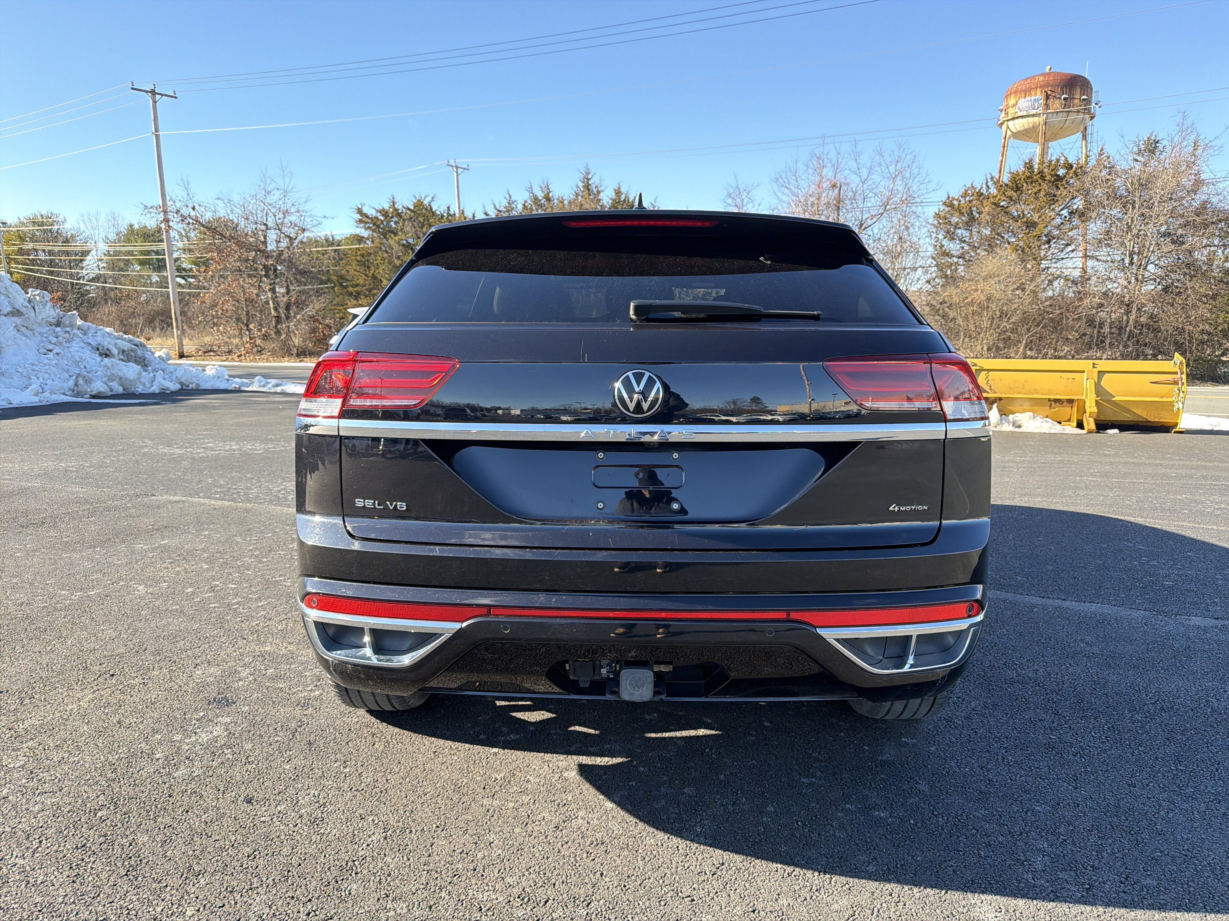 2023 Volkswagen Atlas Cross Sport 3.6L V6 SEL Premium R-Line