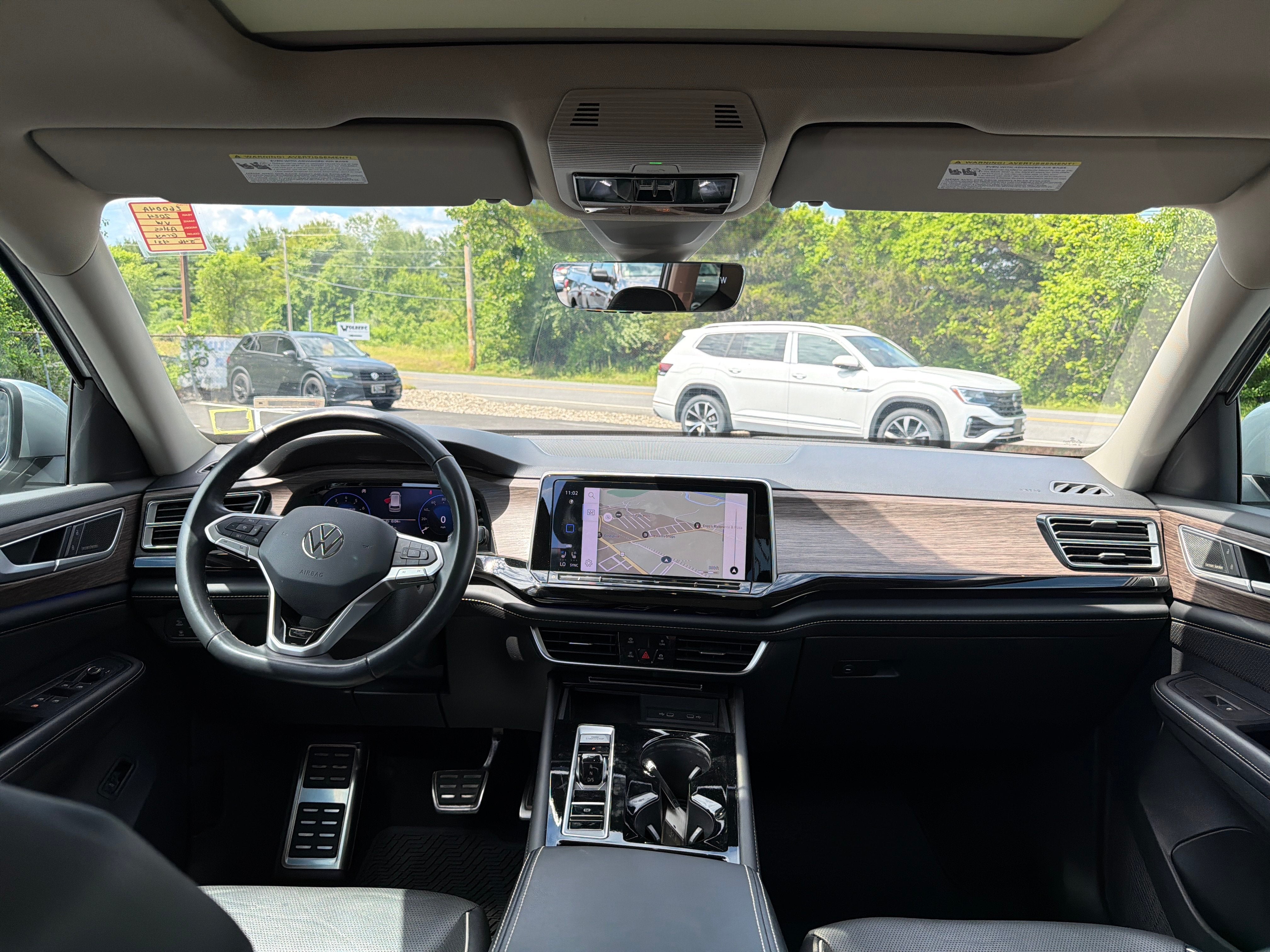 2024 Volkswagen Atlas 2.0T SEL Premium R-Line