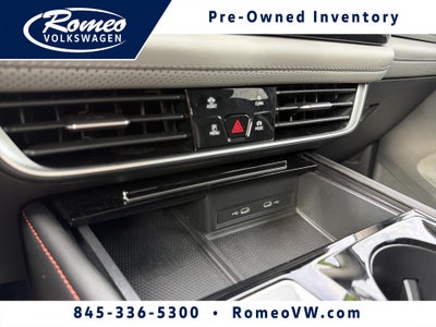 2024 Volkswagen Atlas 2.0T Peak Edition SEL