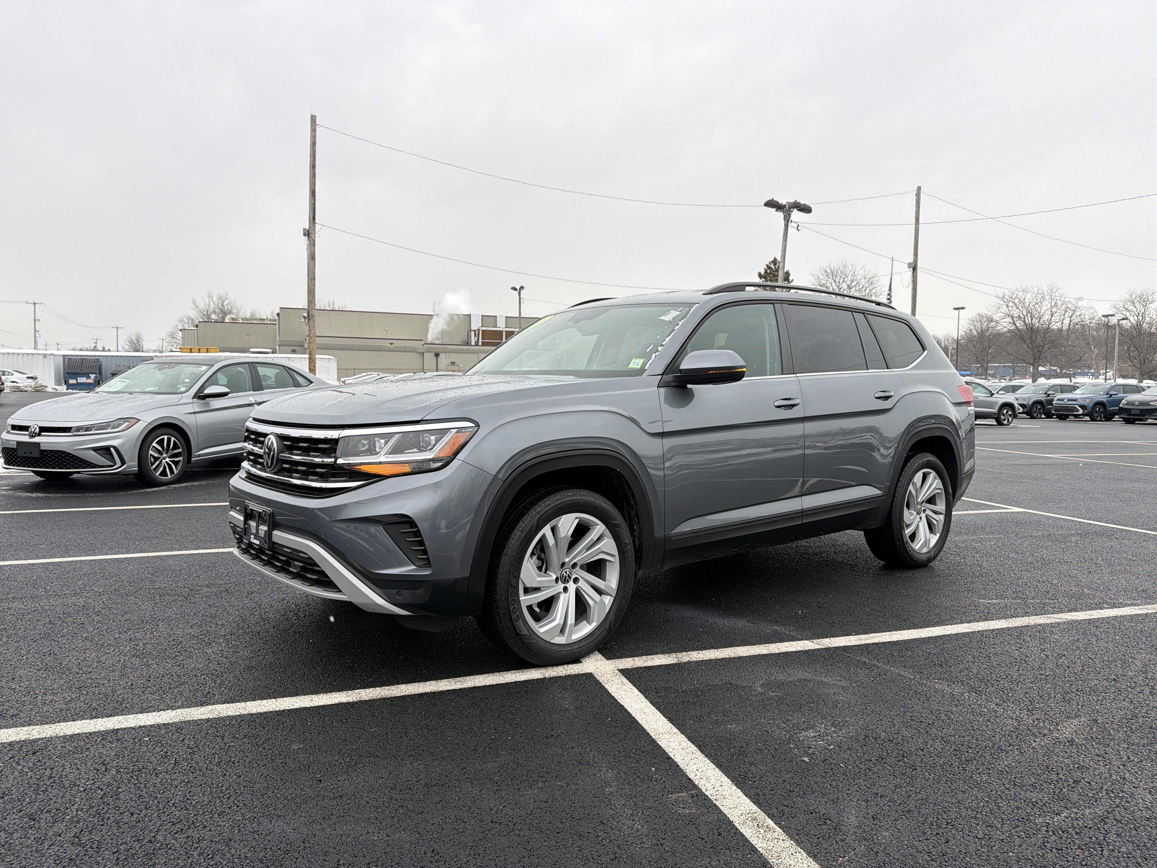 2022 Volkswagen Atlas 2.0T SE w/Technology