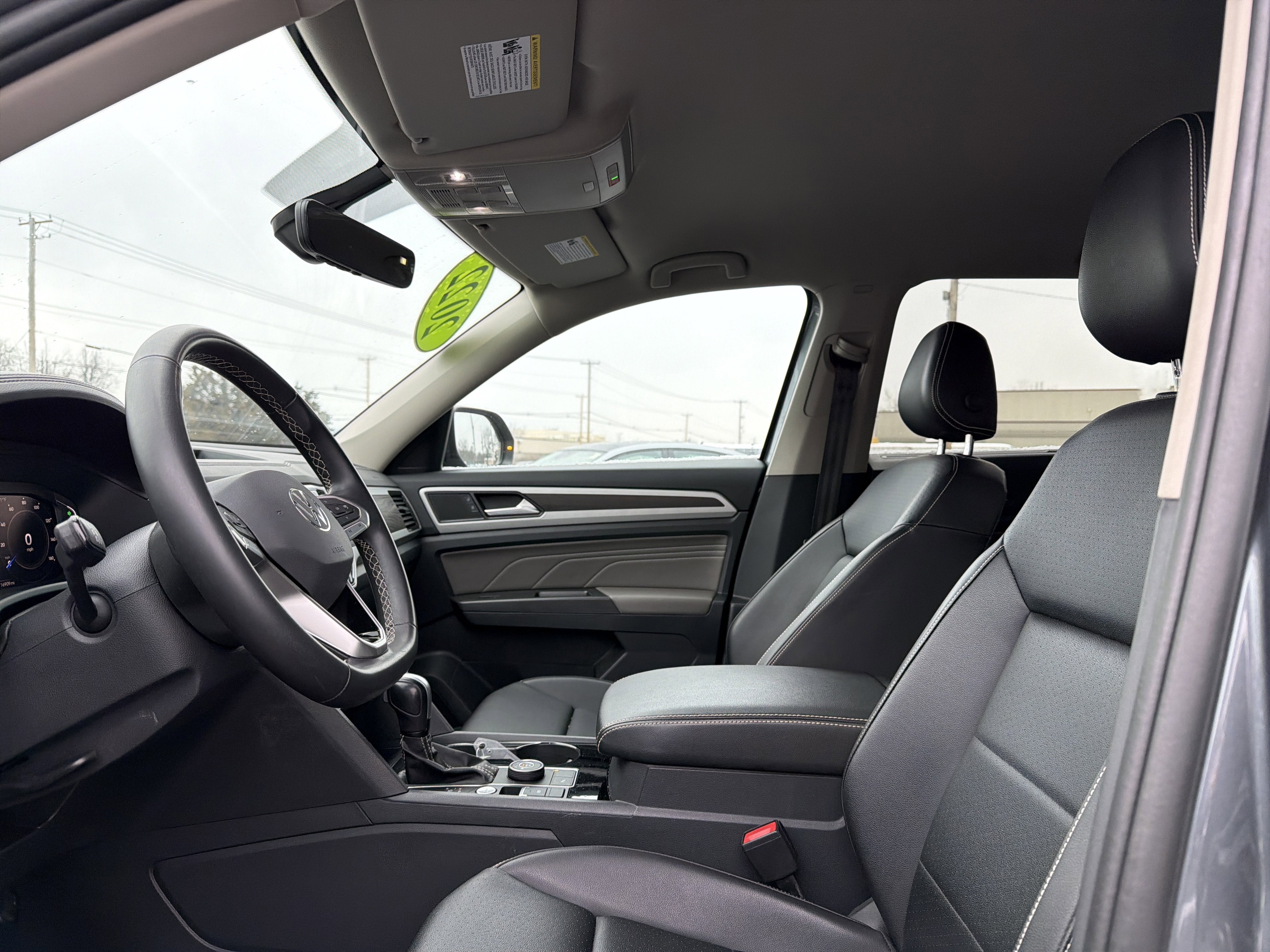 2022 Volkswagen Atlas 2.0T SE w/Technology