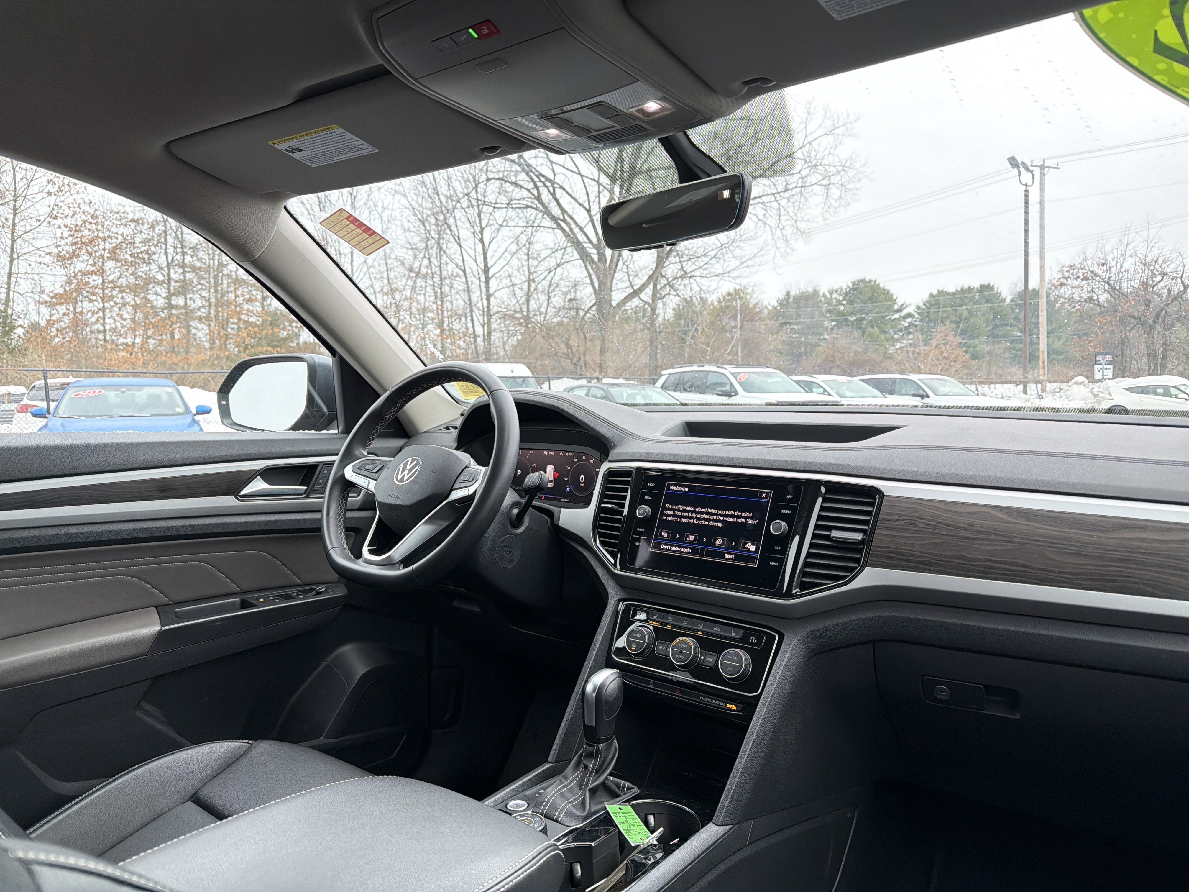 2022 Volkswagen Atlas 2.0T SE w/Technology