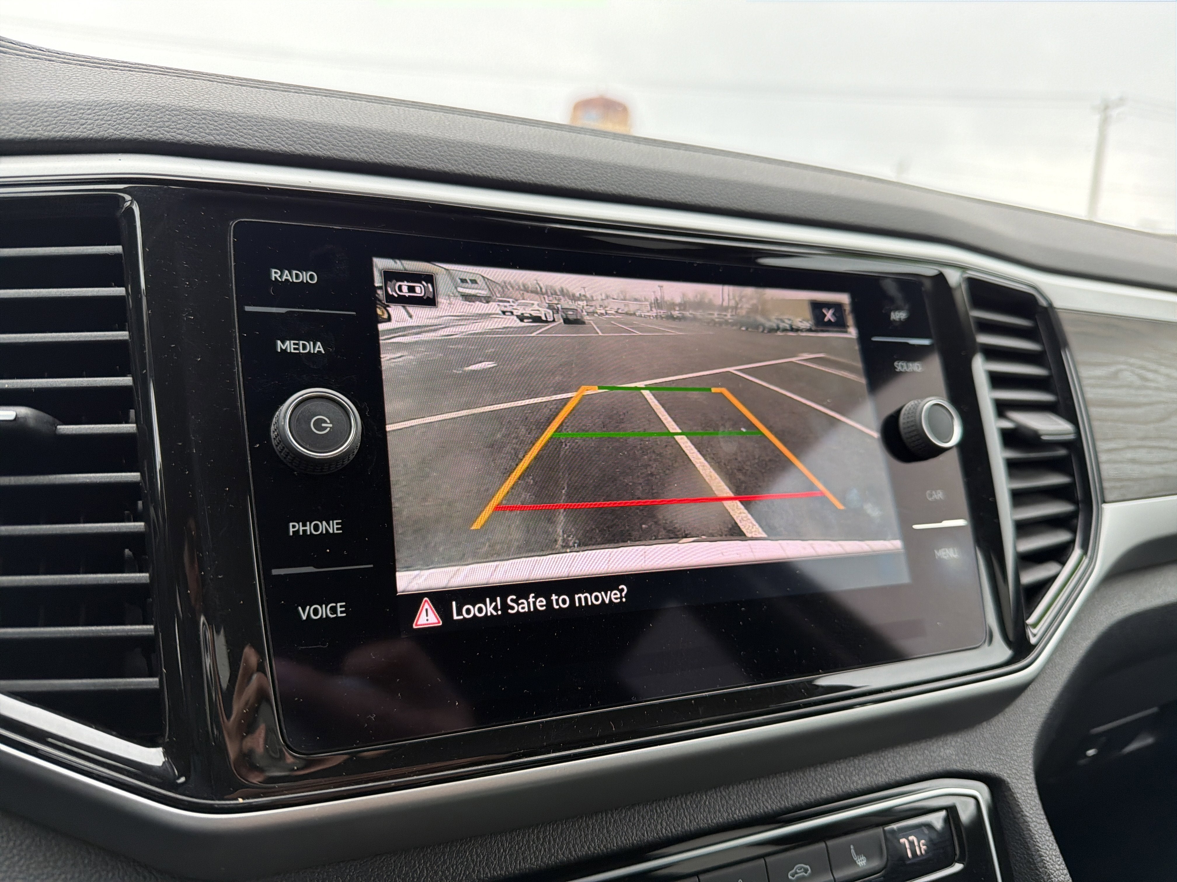 2022 Volkswagen Atlas 2.0T SE w/Technology