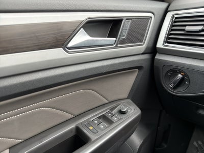 2022 Volkswagen Atlas 2.0T SE w/Technology