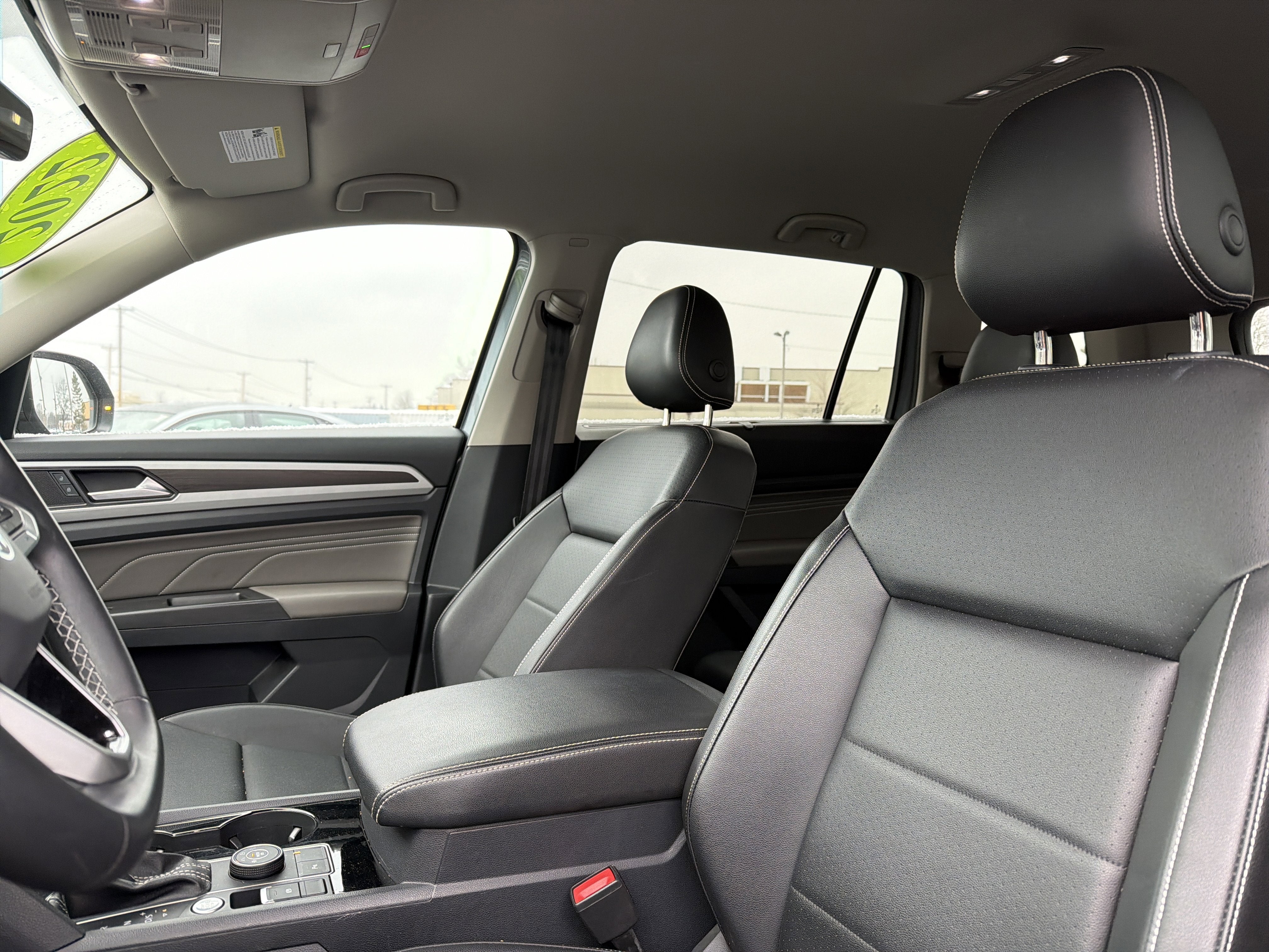 2022 Volkswagen Atlas 2.0T SE w/Technology