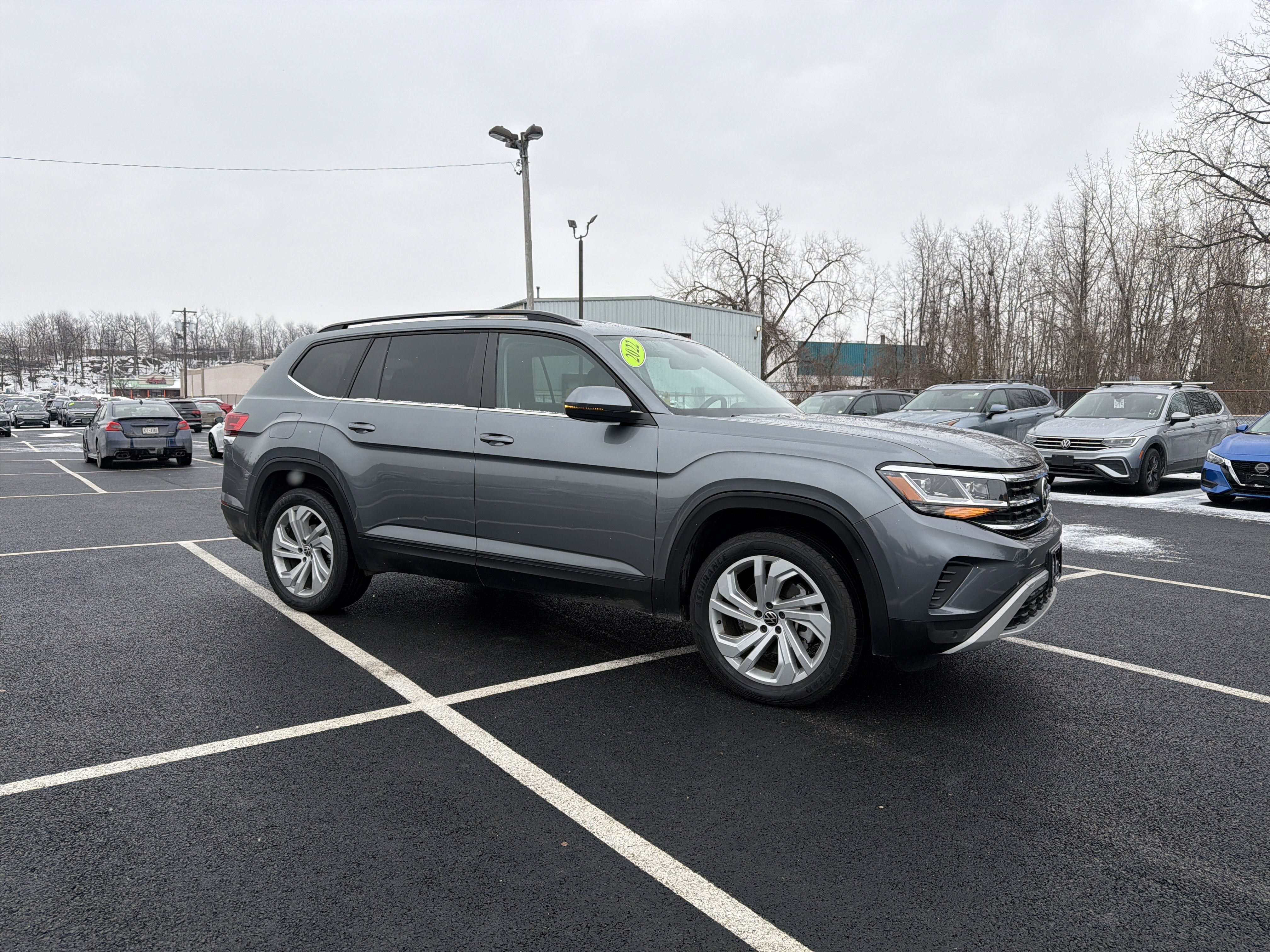 2022 Volkswagen Atlas 2.0T SE w/Technology