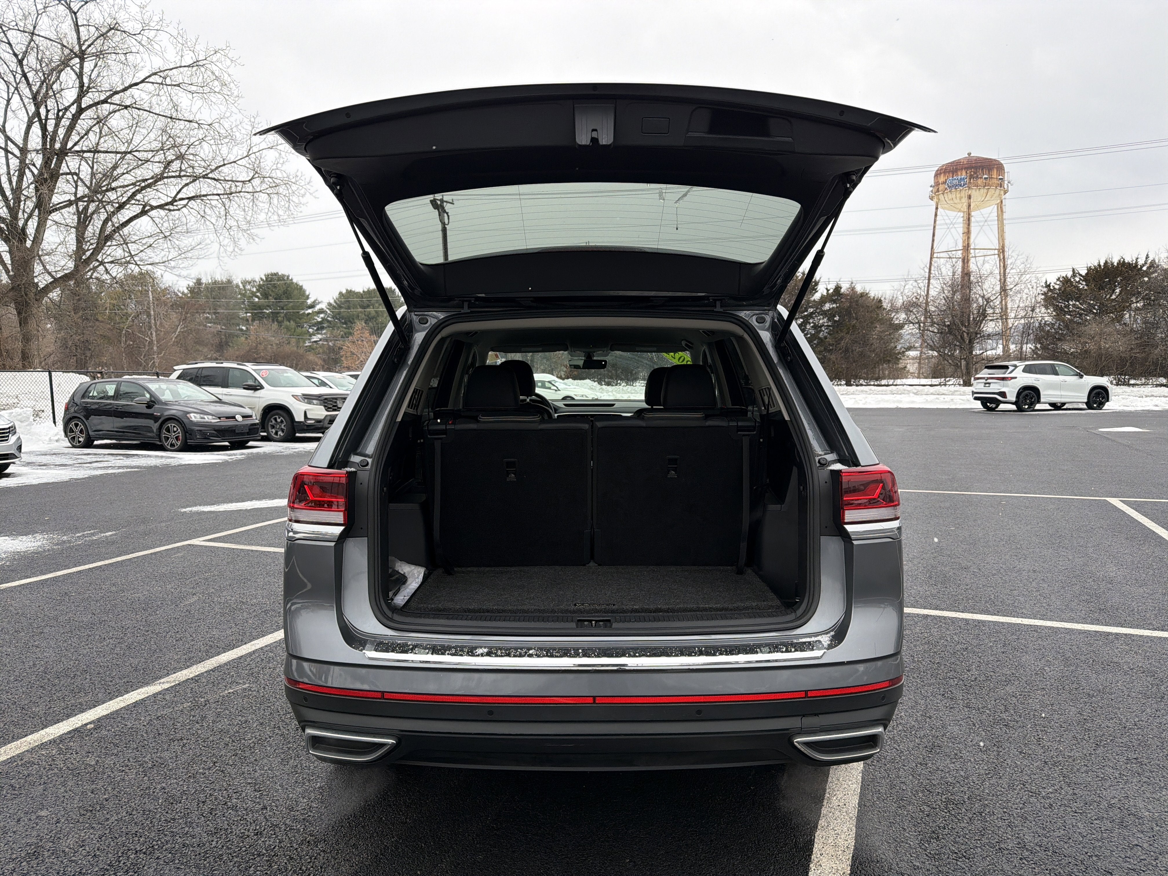 2022 Volkswagen Atlas 2.0T SE w/Technology