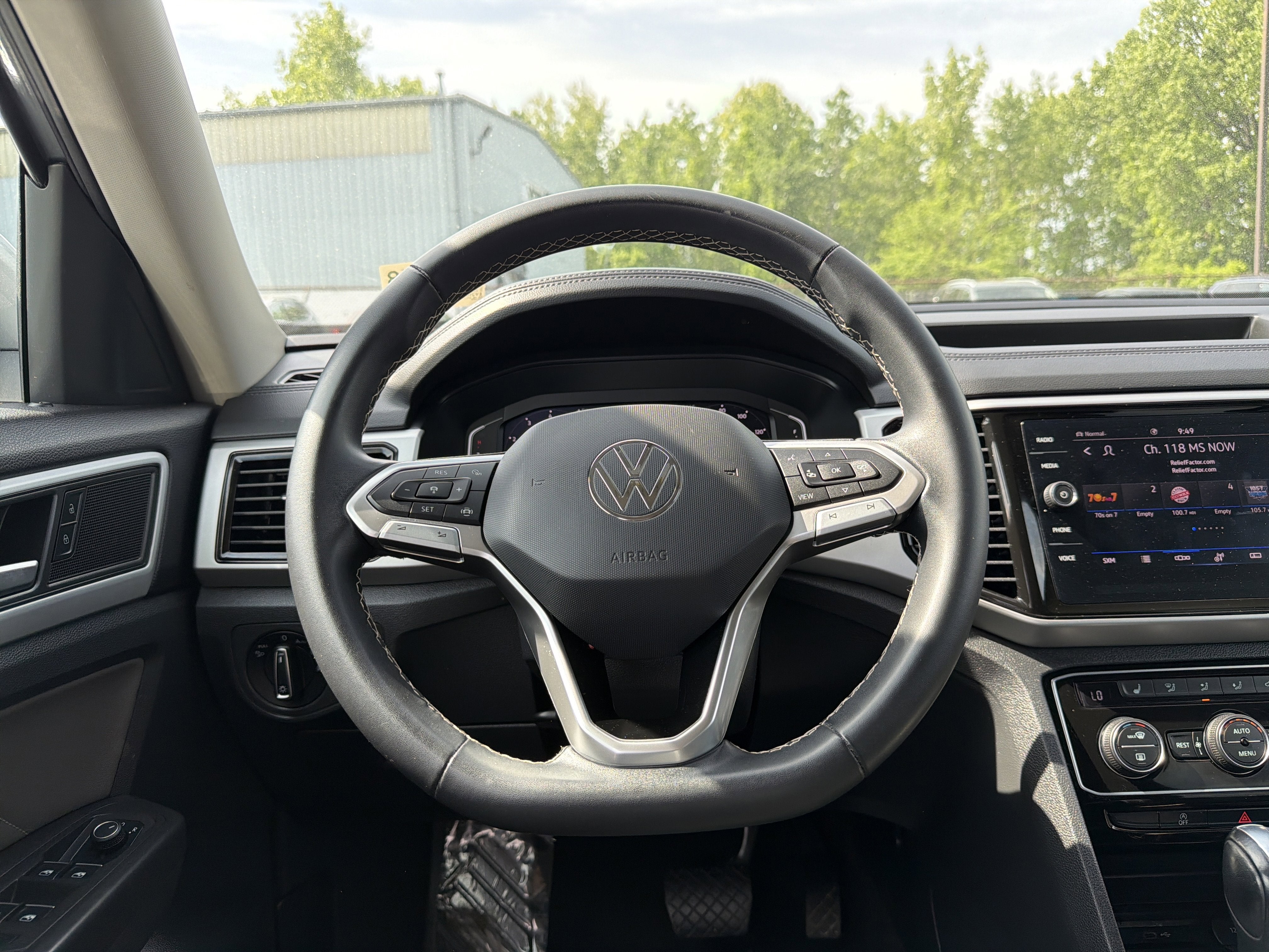 2023 Volkswagen Atlas 2.0T SE w/Technology