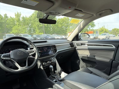 2023 Volkswagen Atlas 2.0T SE w/Technology