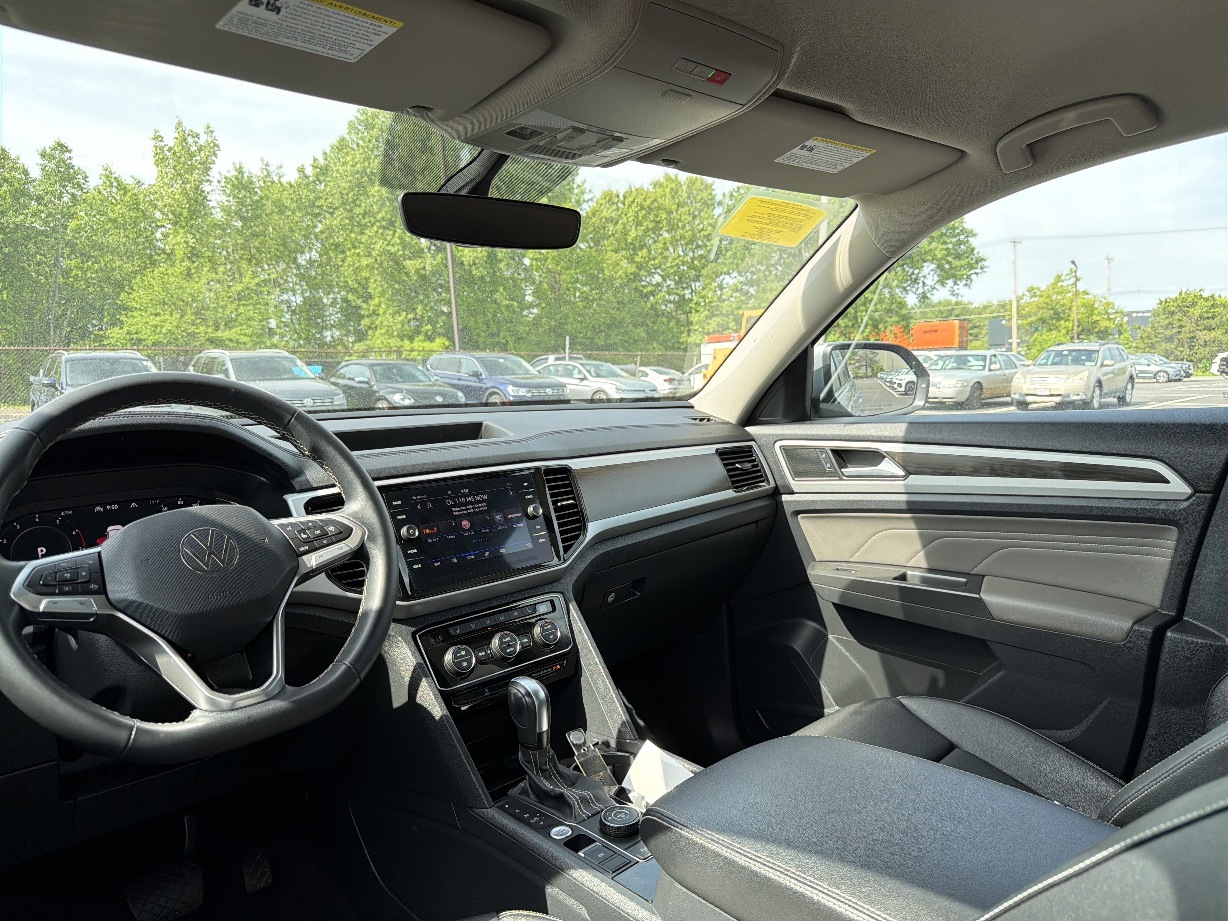 2023 Volkswagen Atlas 2.0T SE w/Technology
