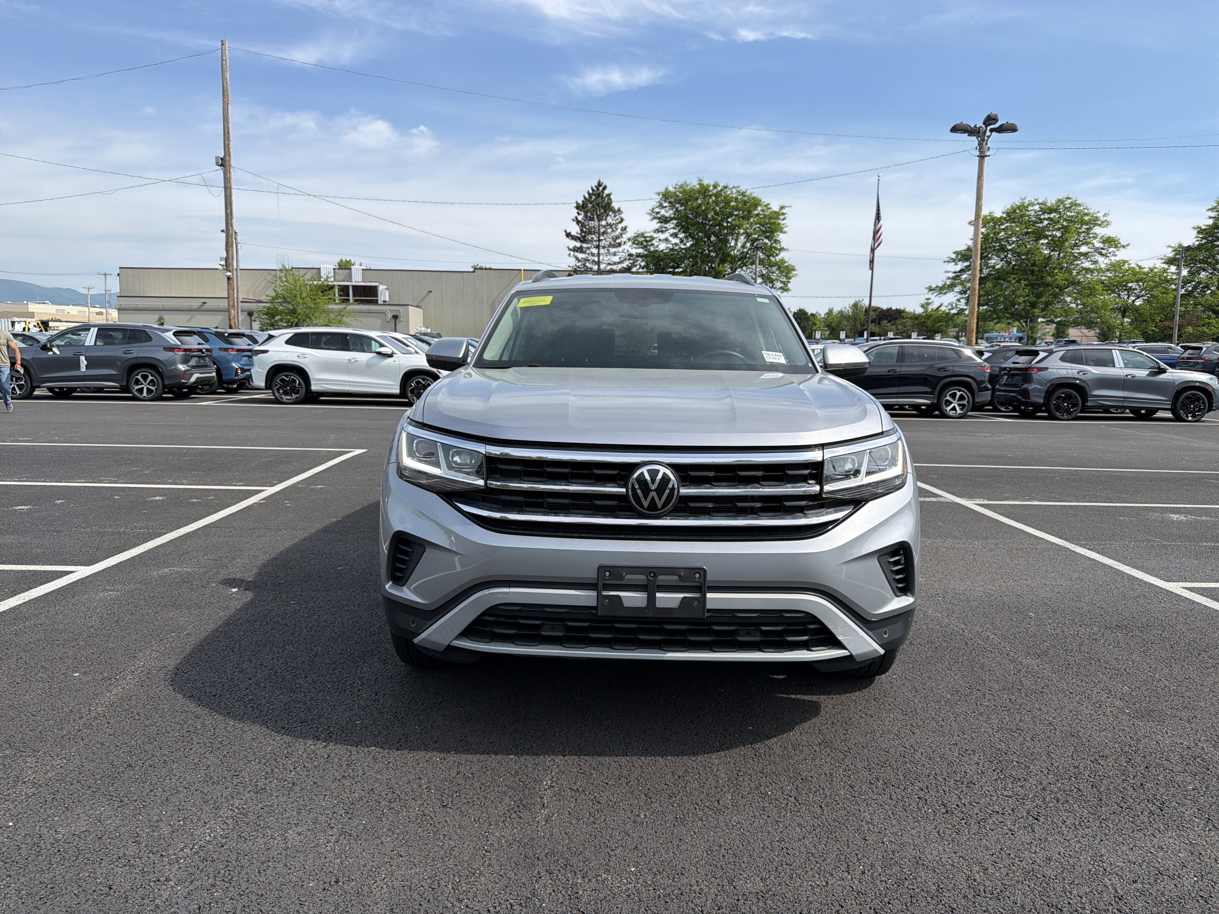 2023 Volkswagen Atlas 2.0T SE w/Technology