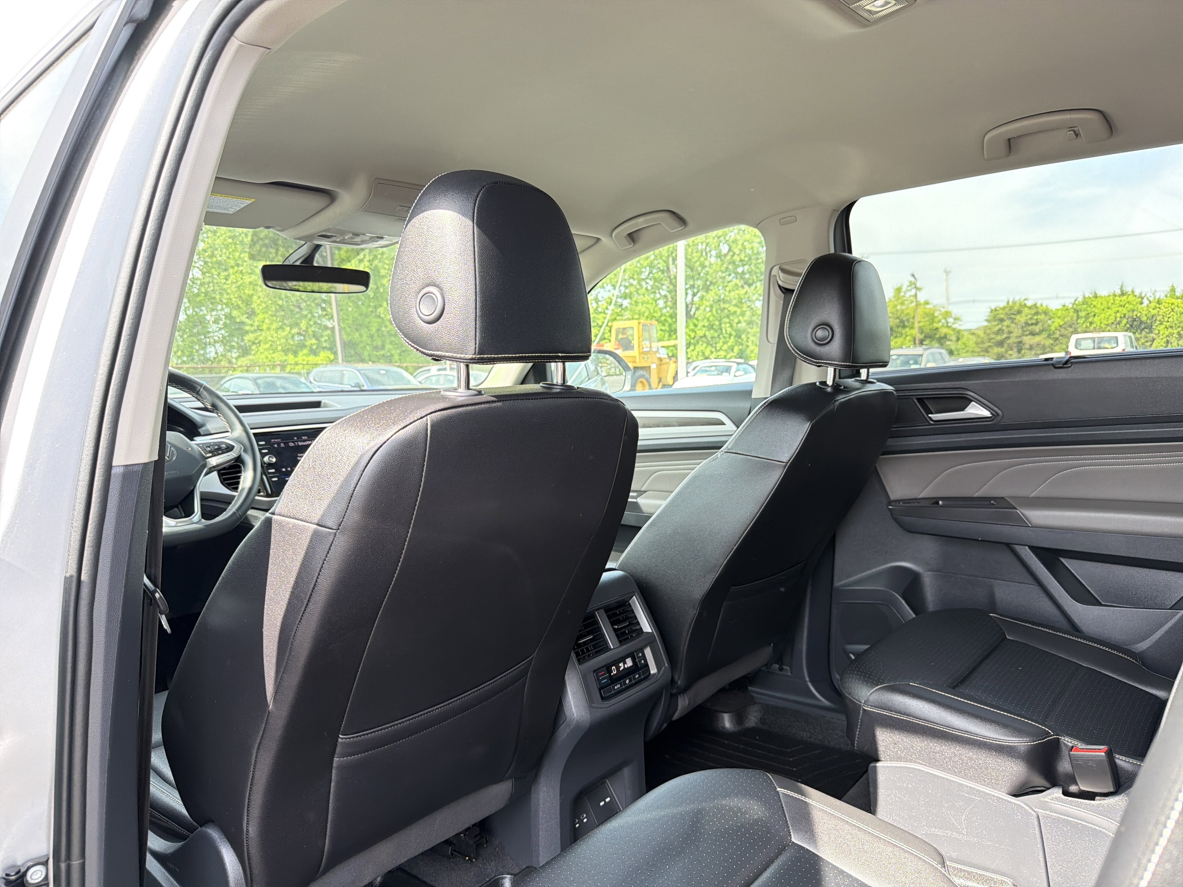 2023 Volkswagen Atlas 2.0T SE w/Technology