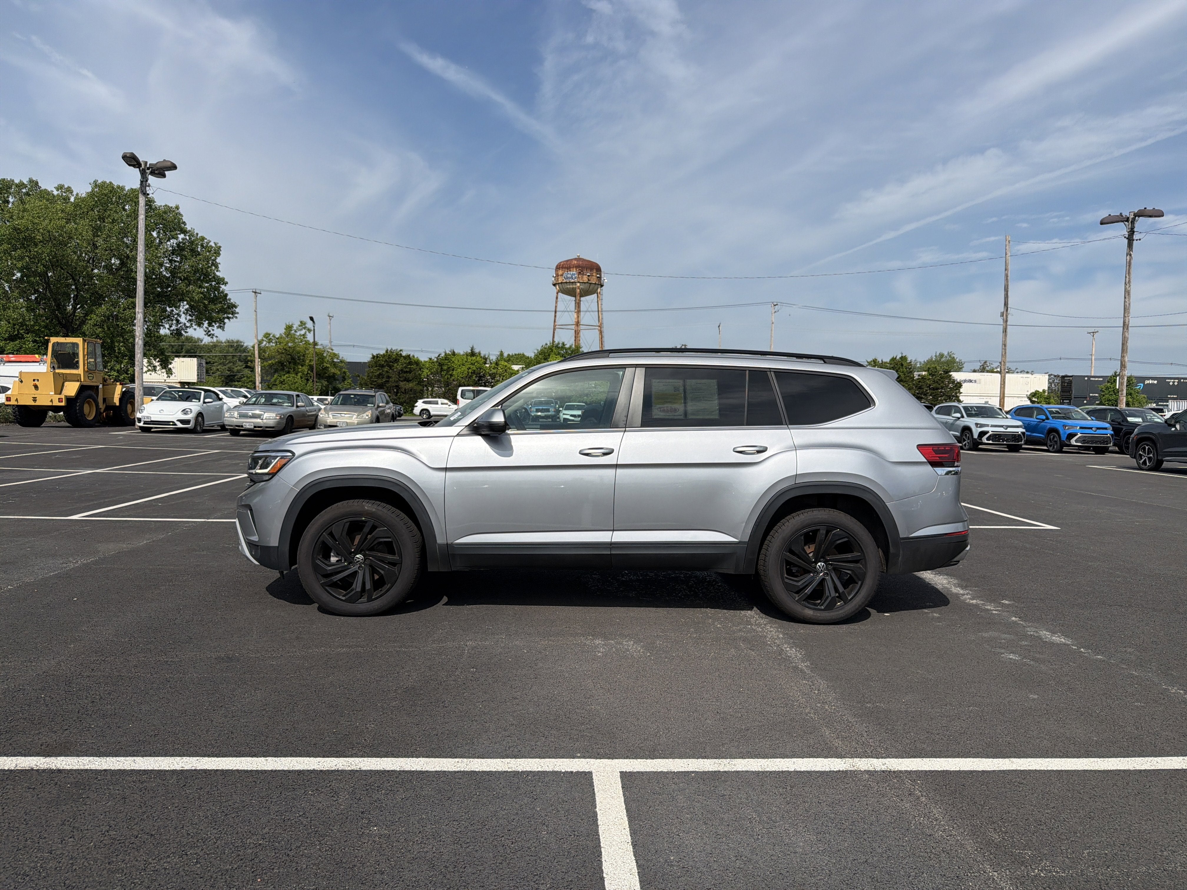 2023 Volkswagen Atlas 2.0T SE w/Technology