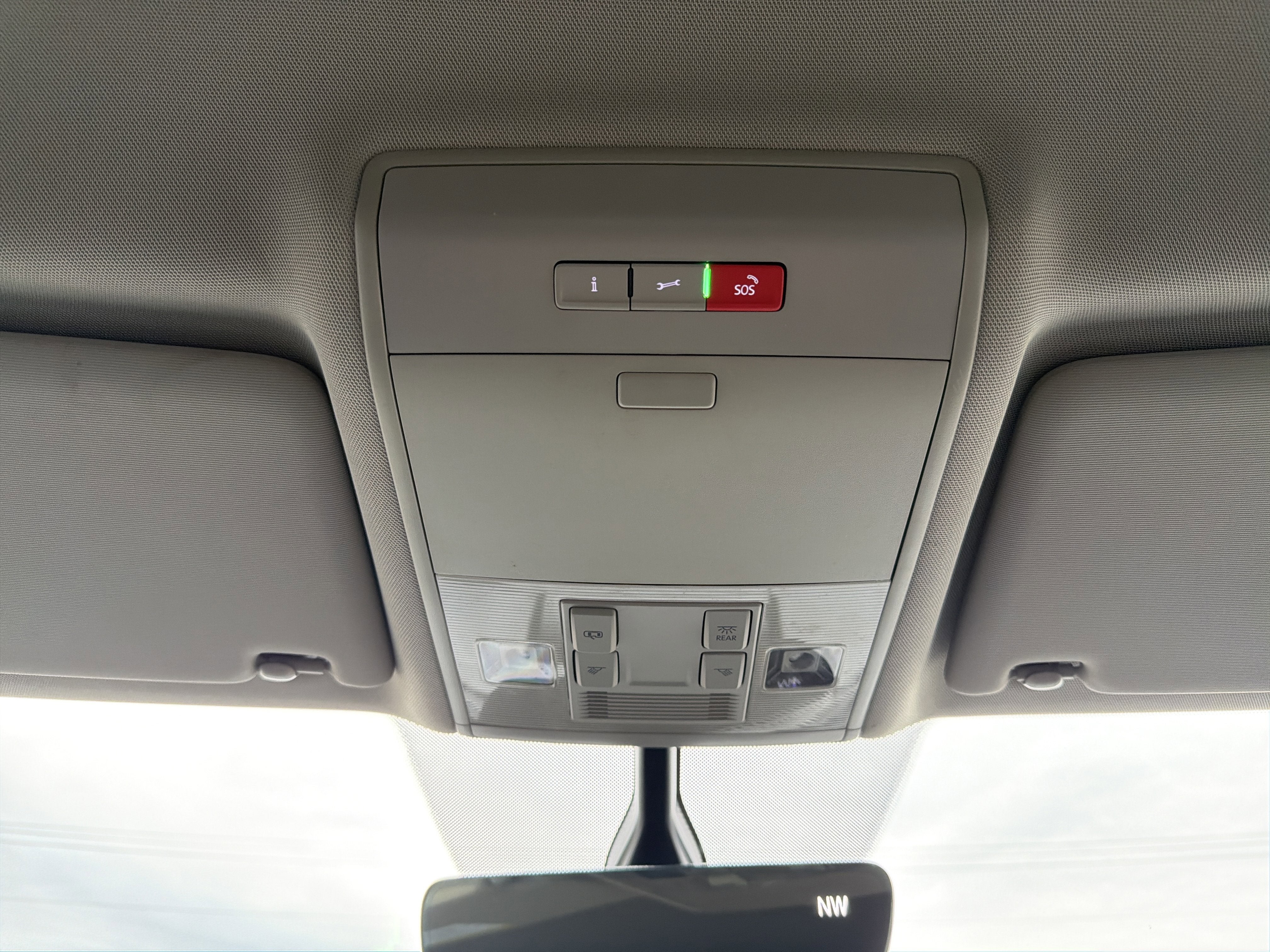 2023 Volkswagen Atlas 2.0T SE w/Technology