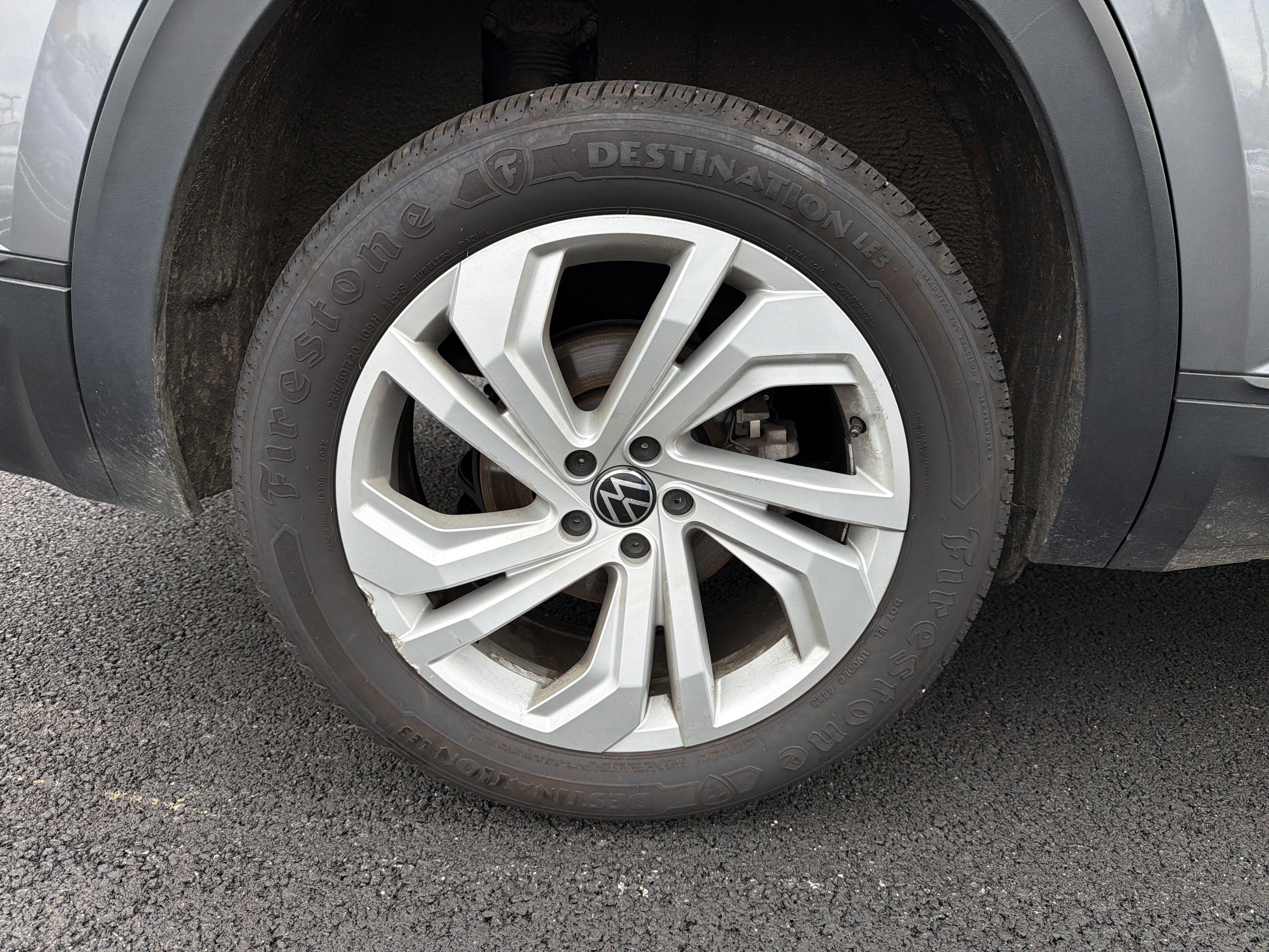 2023 Volkswagen Atlas 2.0T SE w/Technology