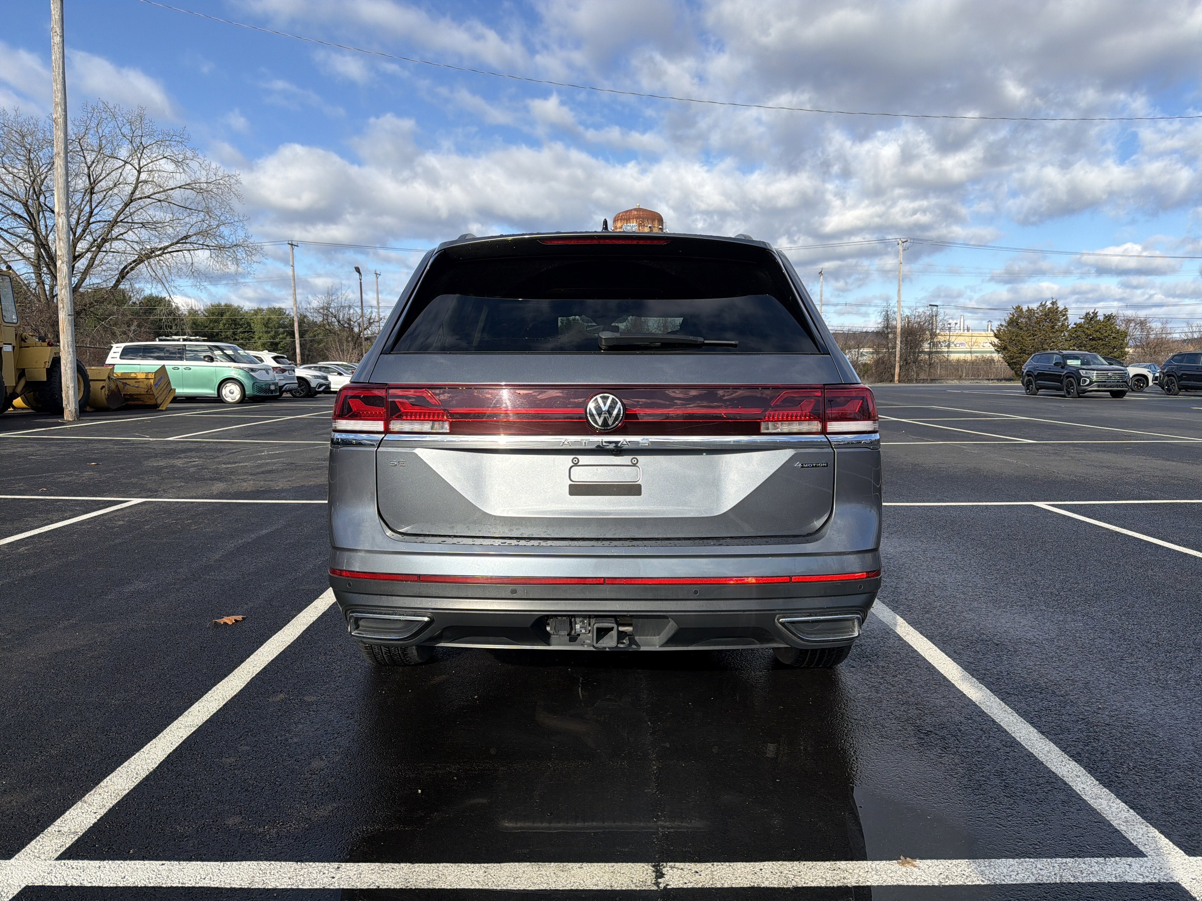 2024 Volkswagen Atlas 2.0T SE w/Technology