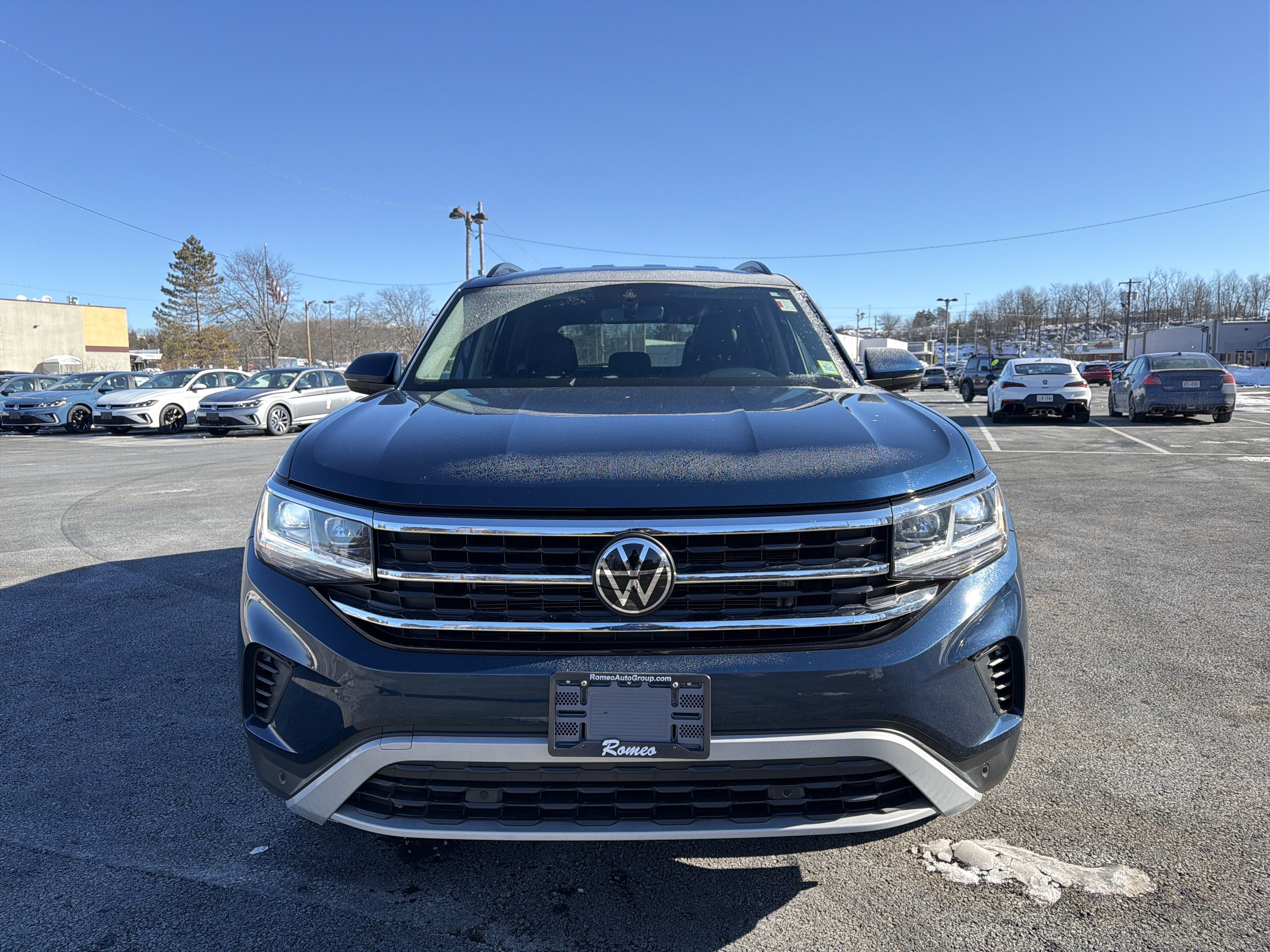 2023 Volkswagen Atlas 3.6L V6 SE w/Technology