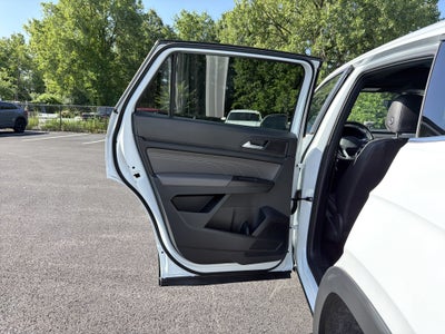 2023 Volkswagen Atlas Cross Sport 2.0T SE w/Technology