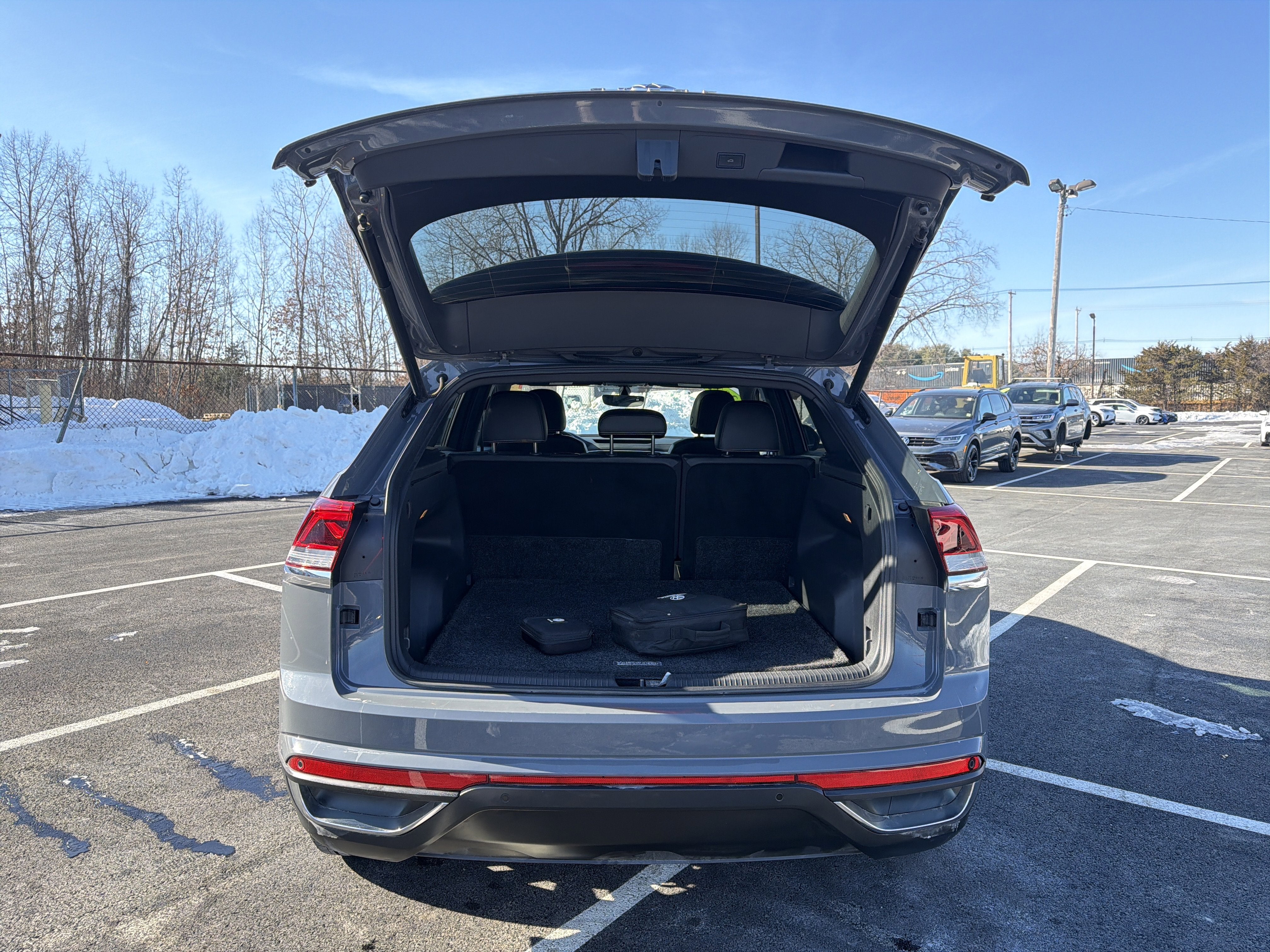 2021 Volkswagen Atlas Cross Sport 2.0T SE w/Technology