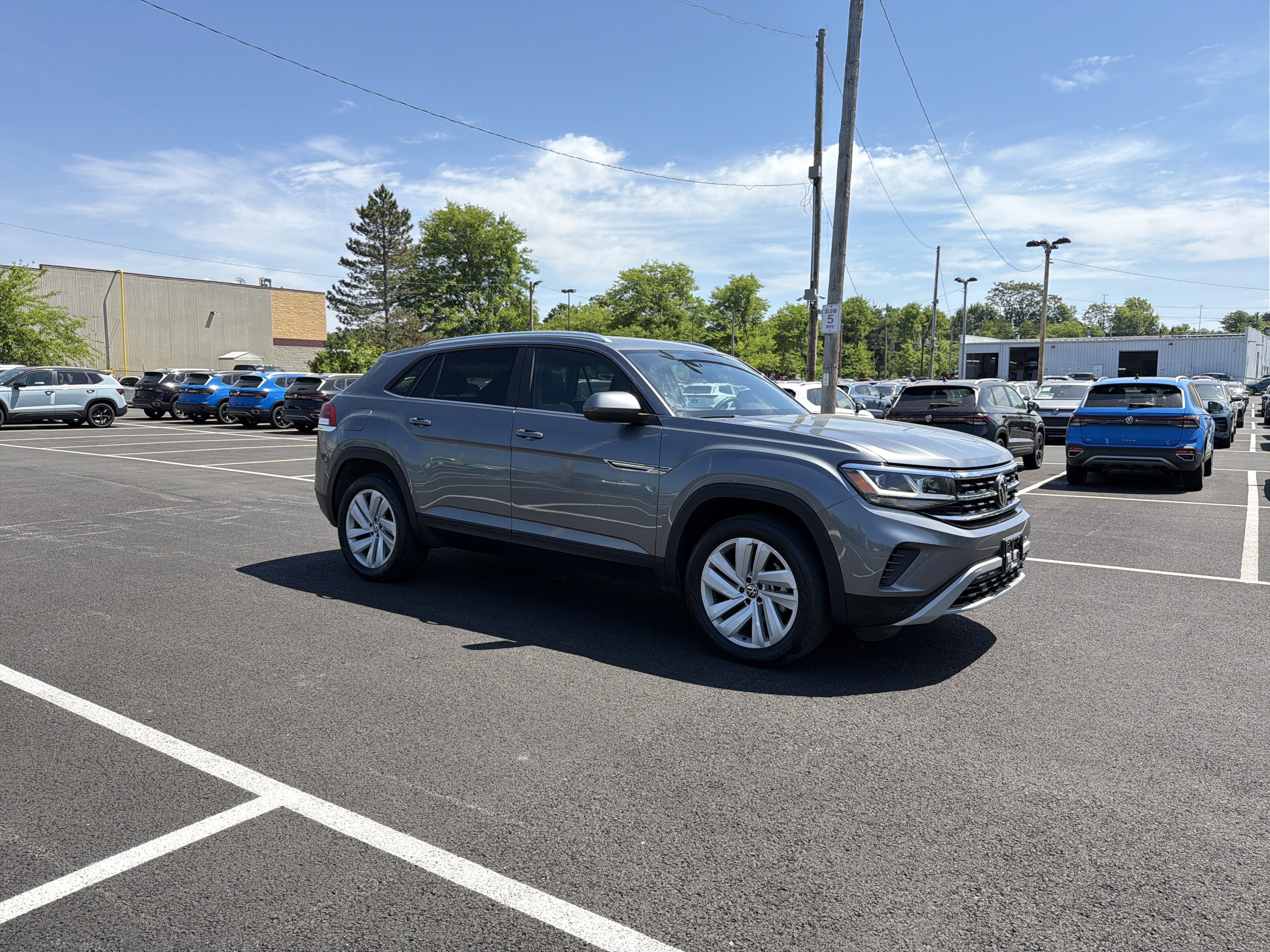 2023 Volkswagen Atlas Cross Sport 3.6L V6 SE w/Technology
