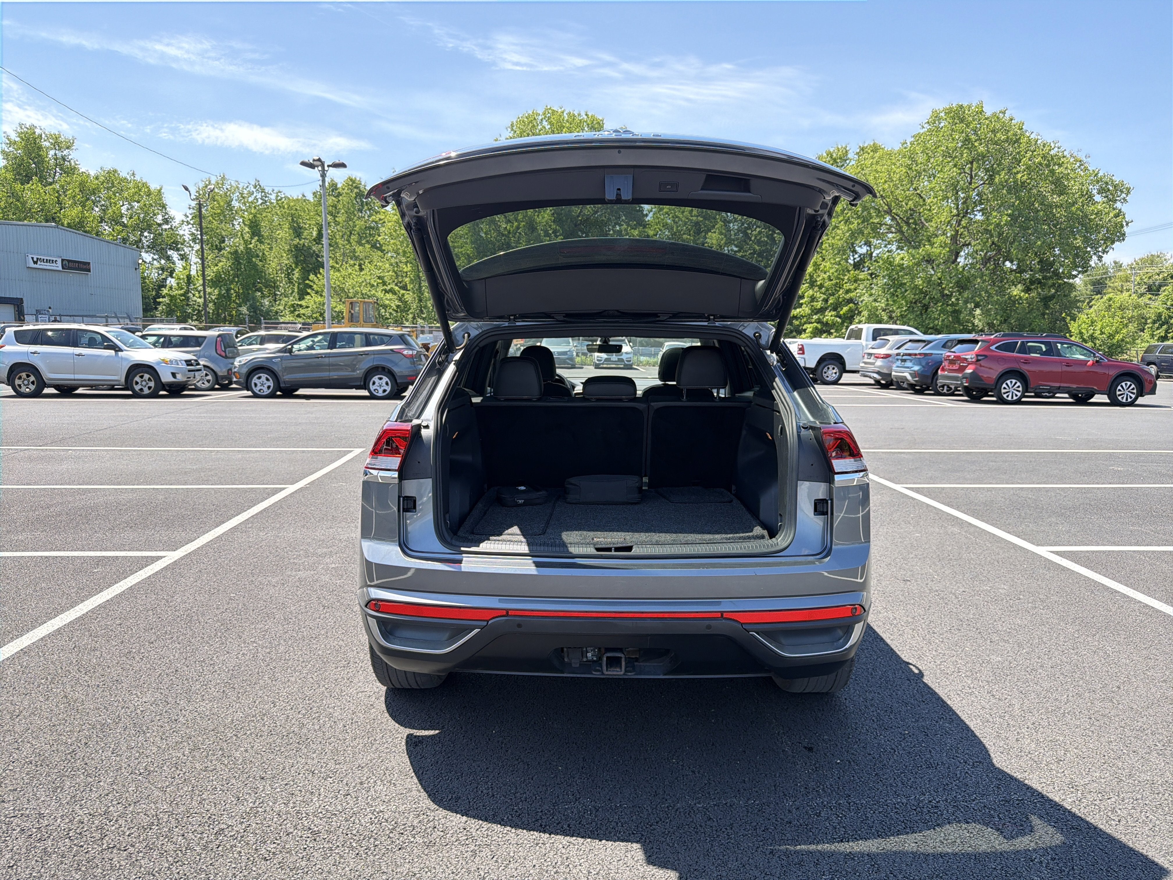 2023 Volkswagen Atlas Cross Sport 3.6L V6 SE w/Technology