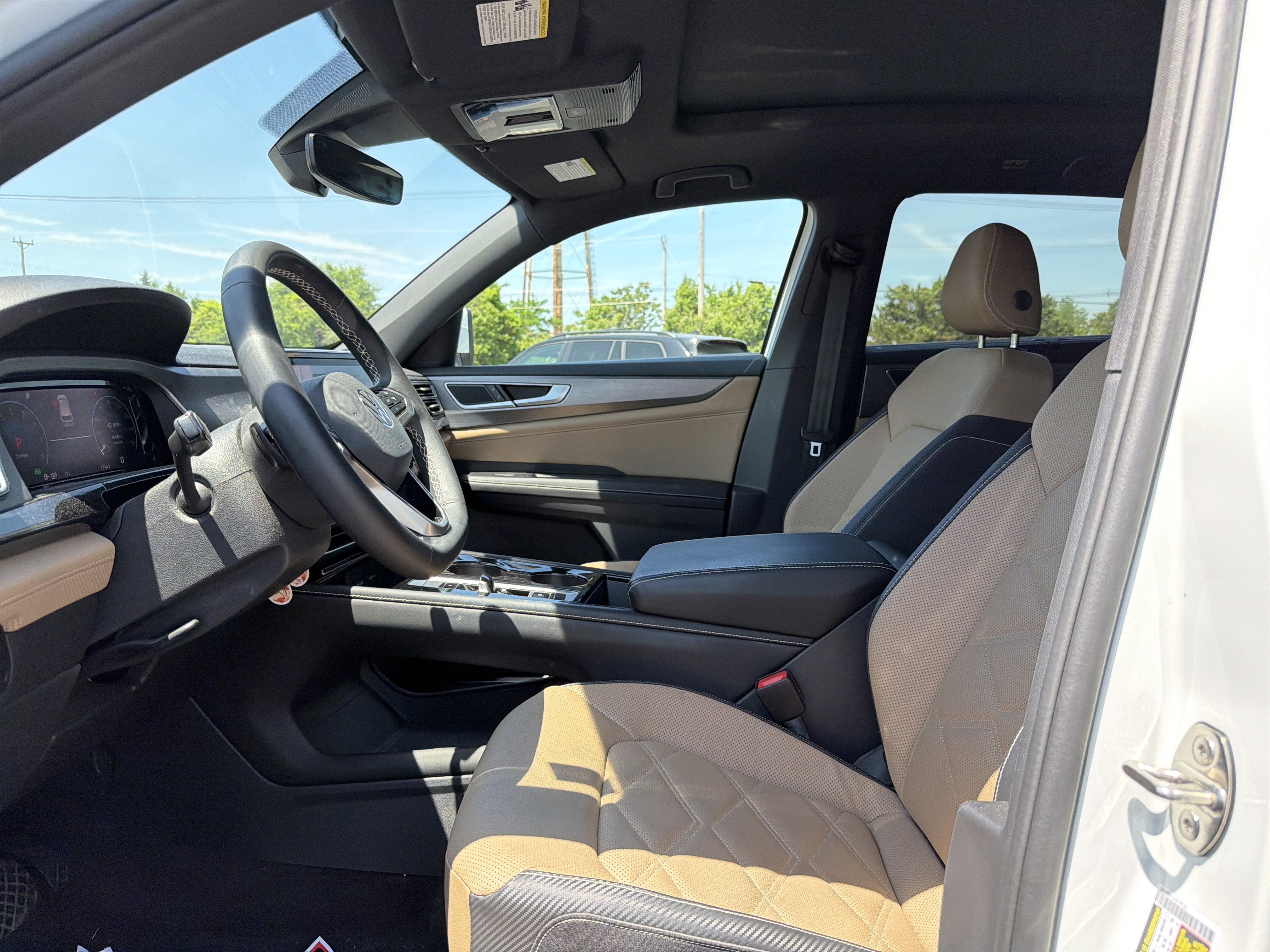 2024 Volkswagen Atlas Cross Sport 2.0T SE w/Technology