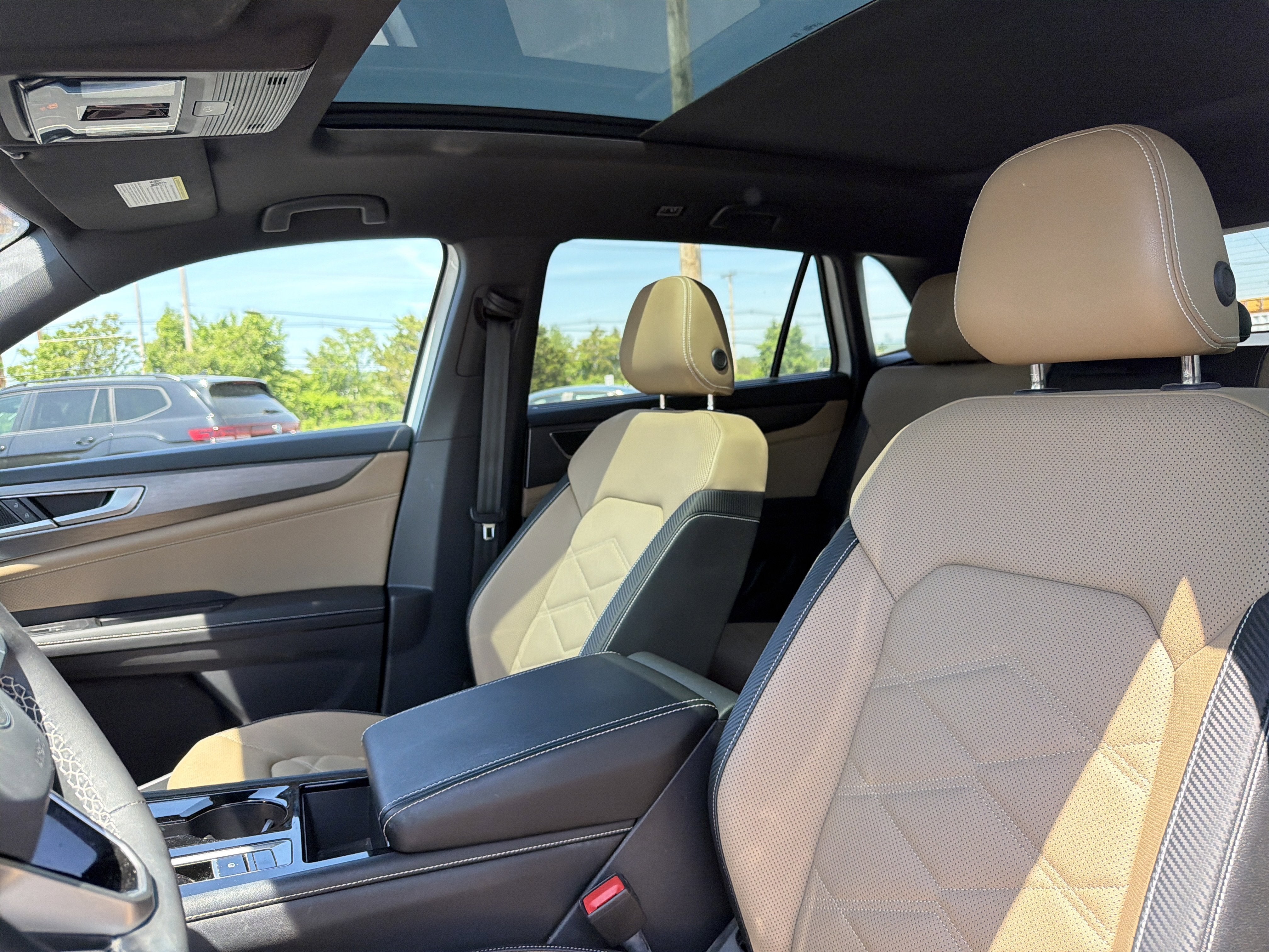 2024 Volkswagen Atlas Cross Sport 2.0T SE w/Technology