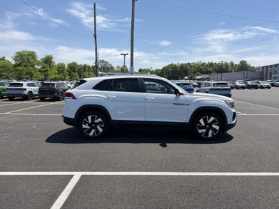2024 Volkswagen Atlas Cross Sport 2.0T SE w/Technology