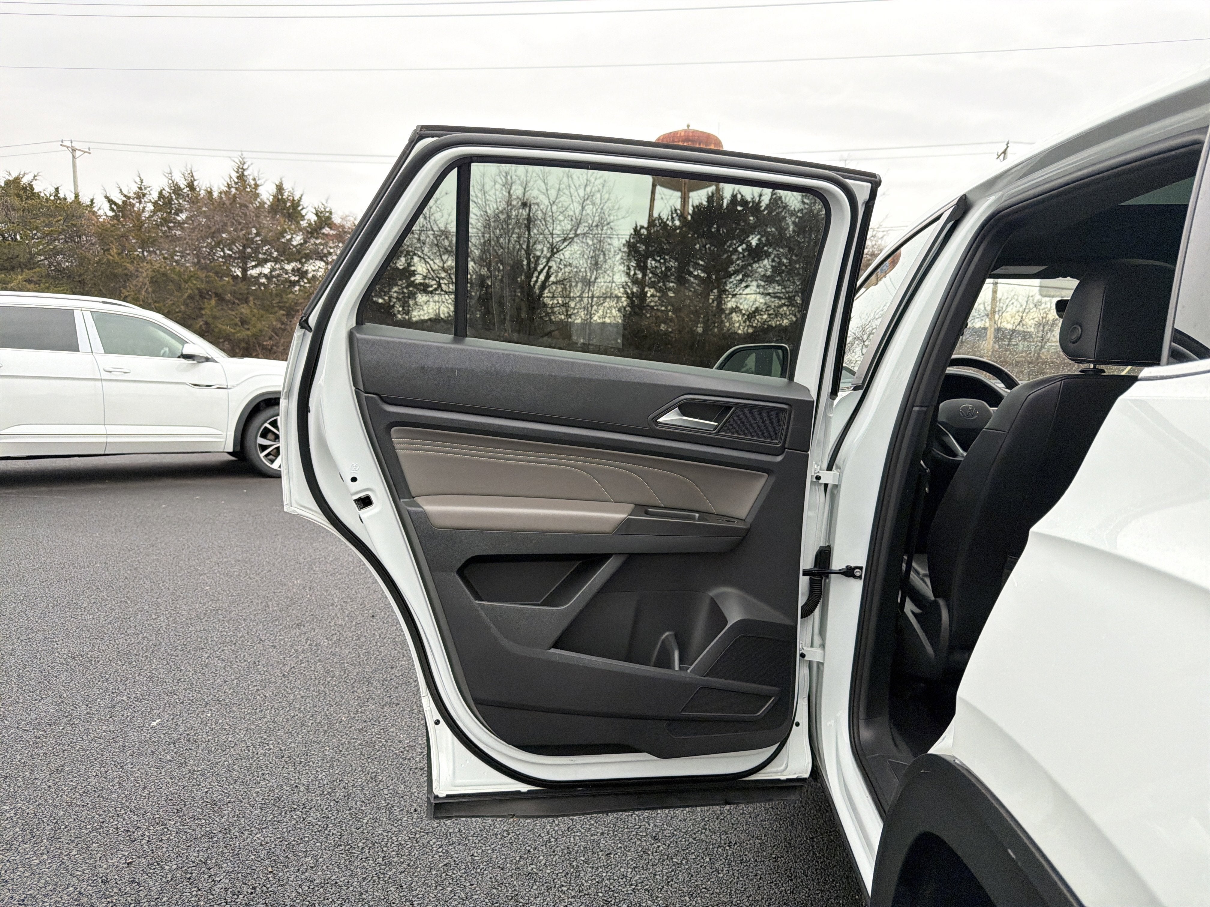 2022 Volkswagen Atlas Cross Sport 3.6L V6 SE w/Technology