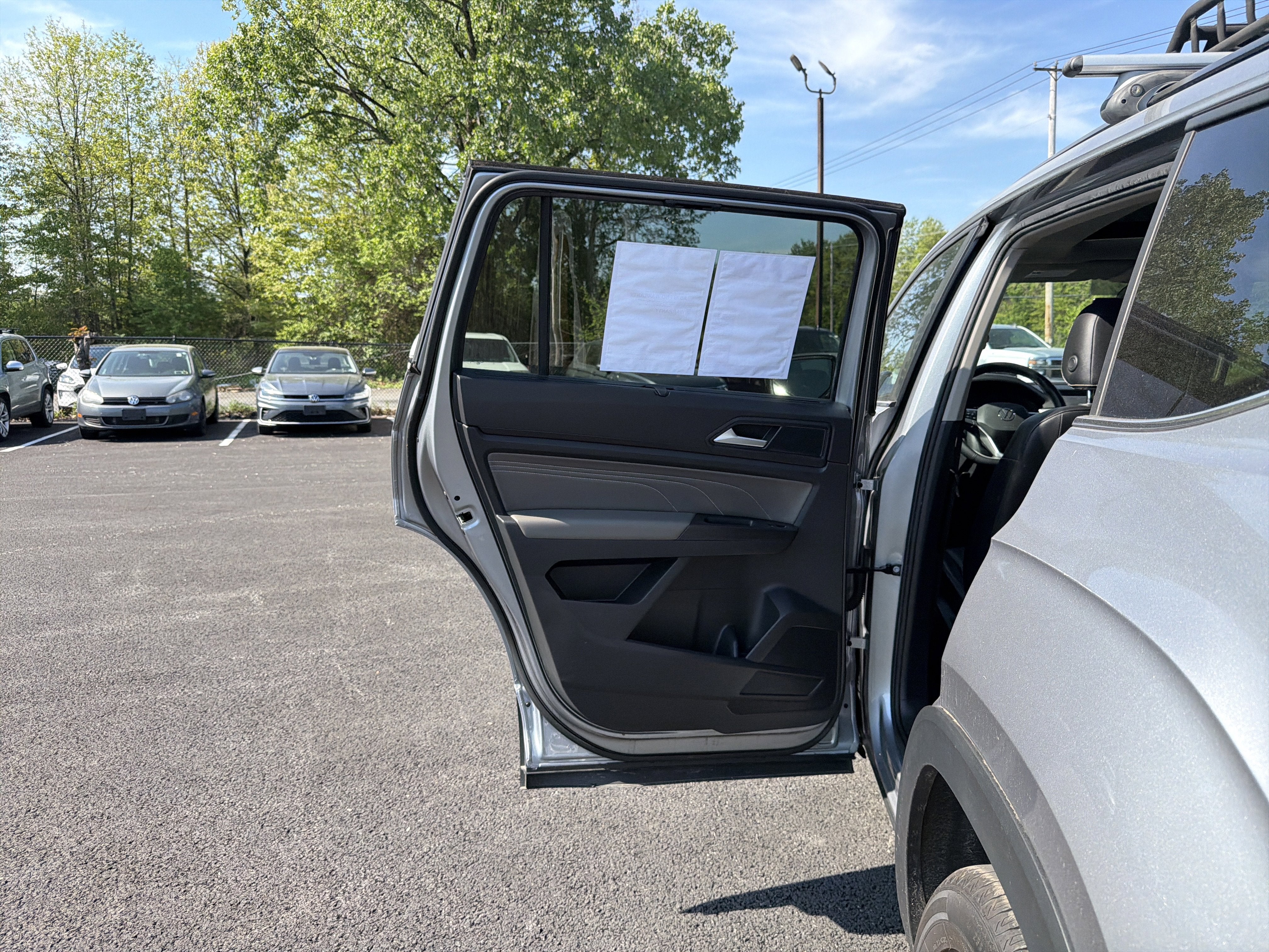 2022 Volkswagen Atlas 3.6L V6 SE w/Technology