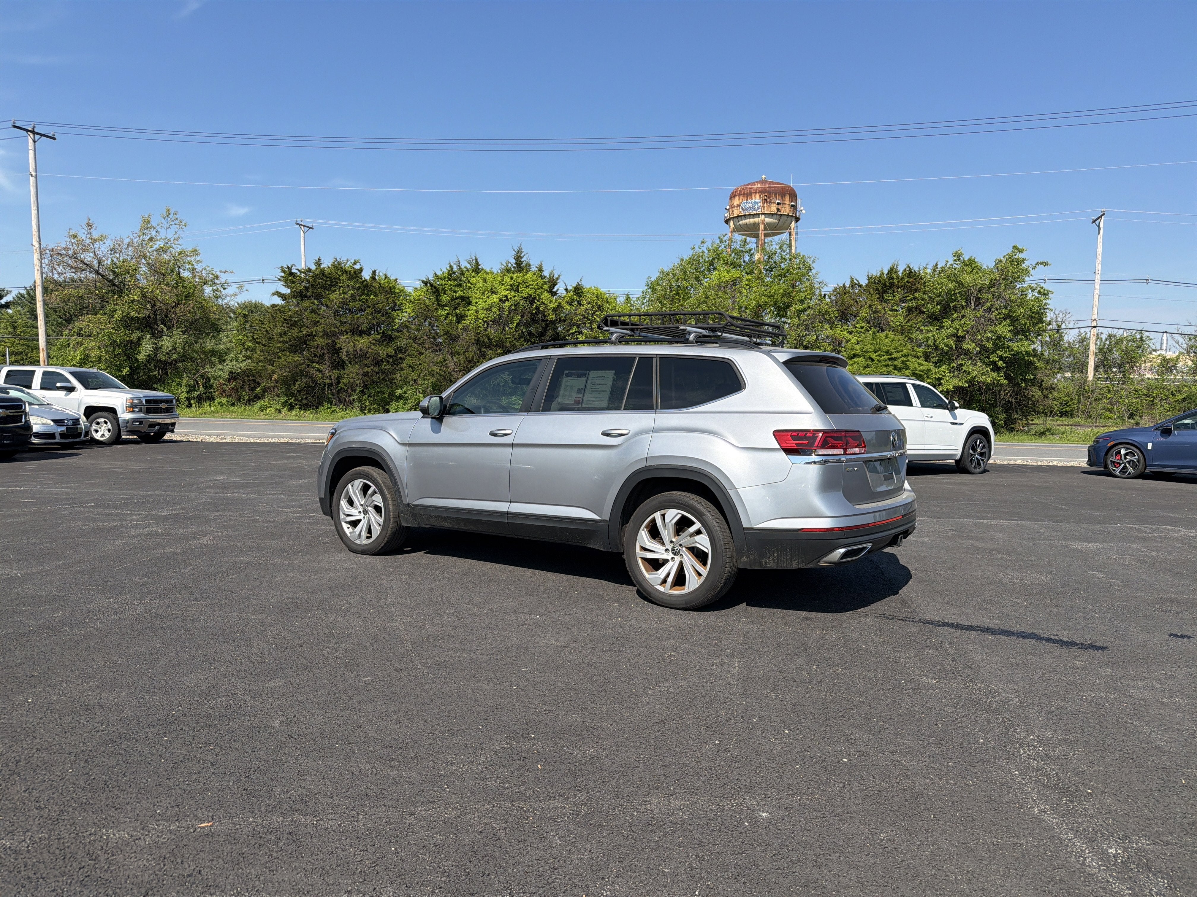 2022 Volkswagen Atlas 3.6L V6 SE w/Technology