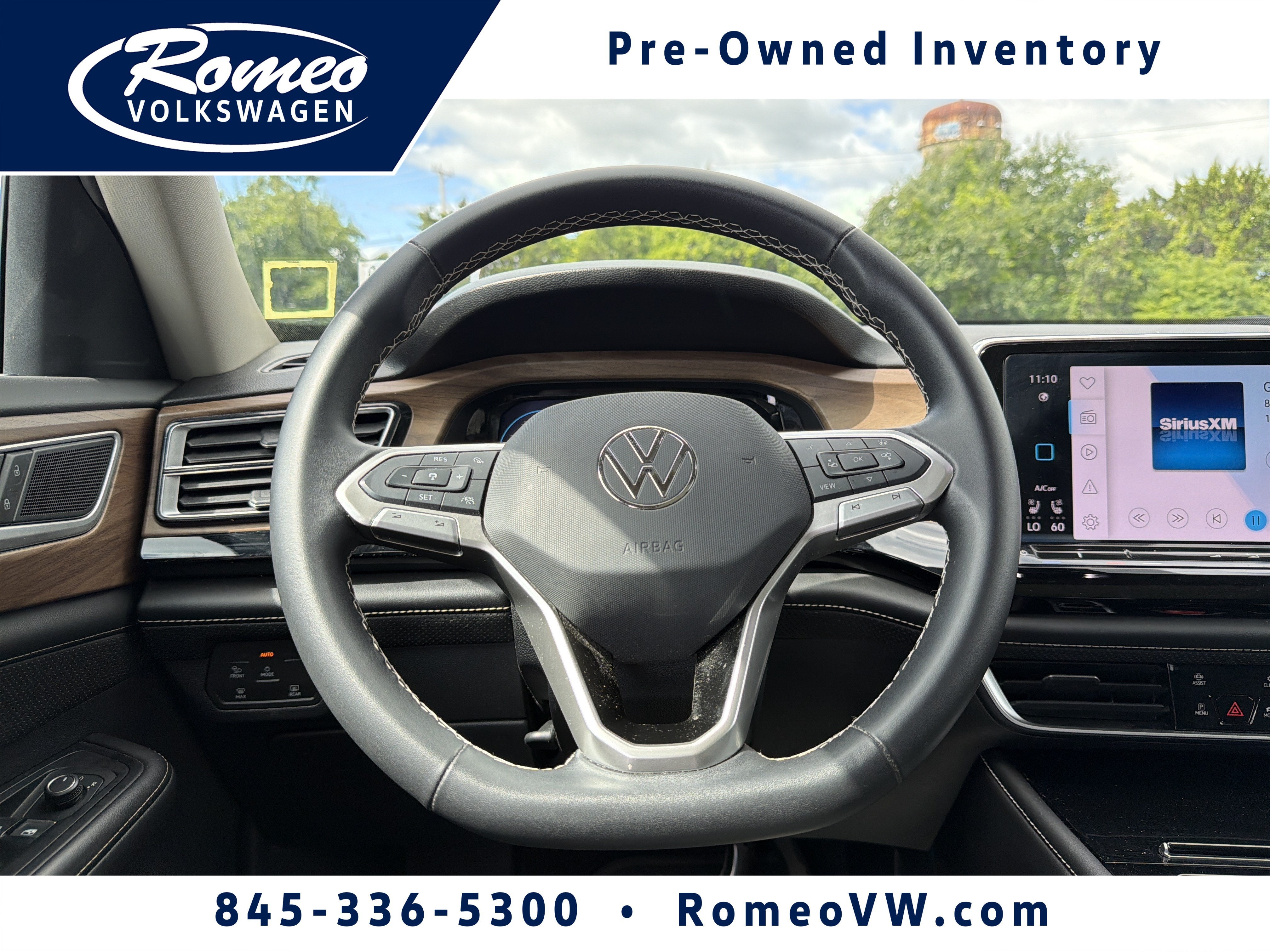 2024 Volkswagen Atlas 2.0T SE w/Technology