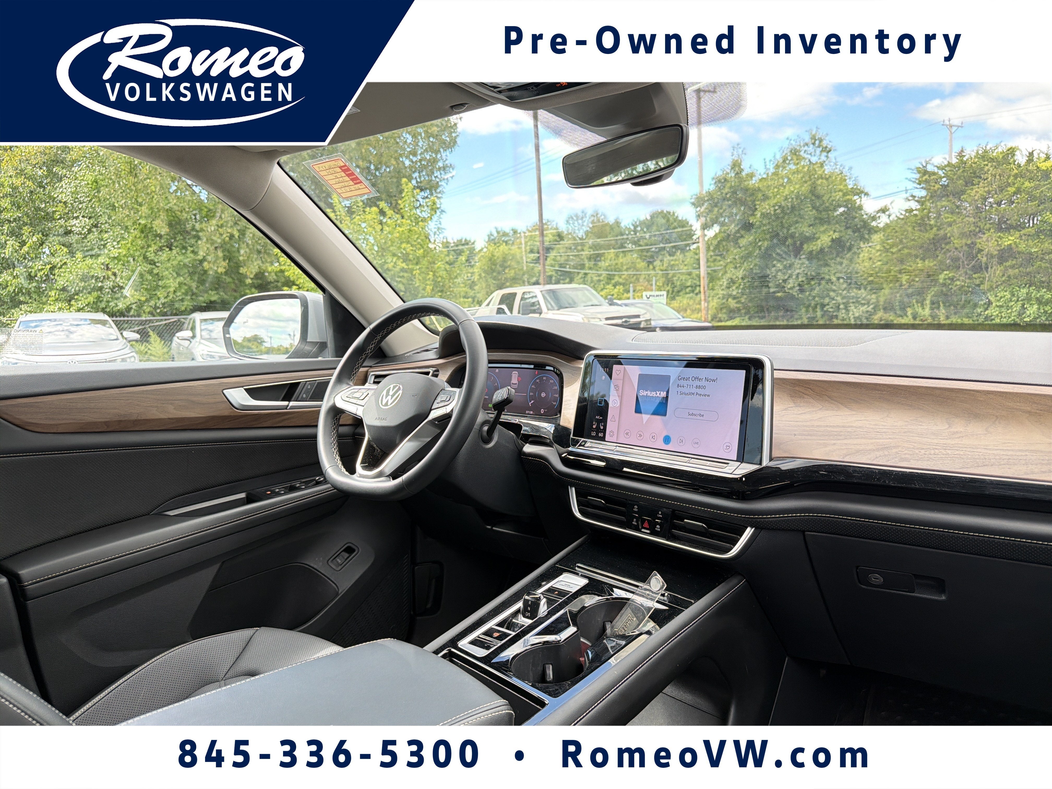 2024 Volkswagen Atlas 2.0T SE w/Technology