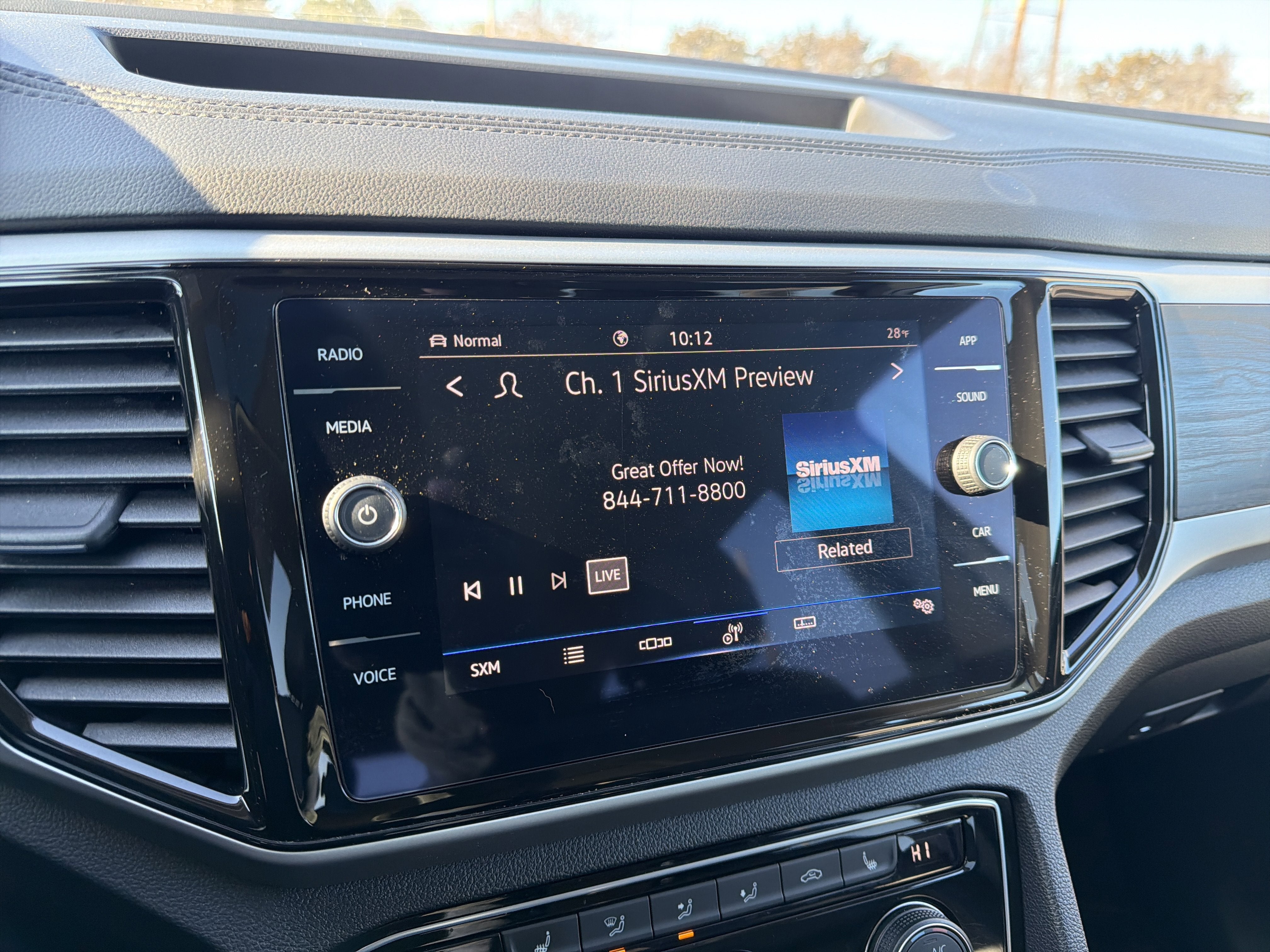 2023 Volkswagen Atlas 3.6L V6 SE w/Technology