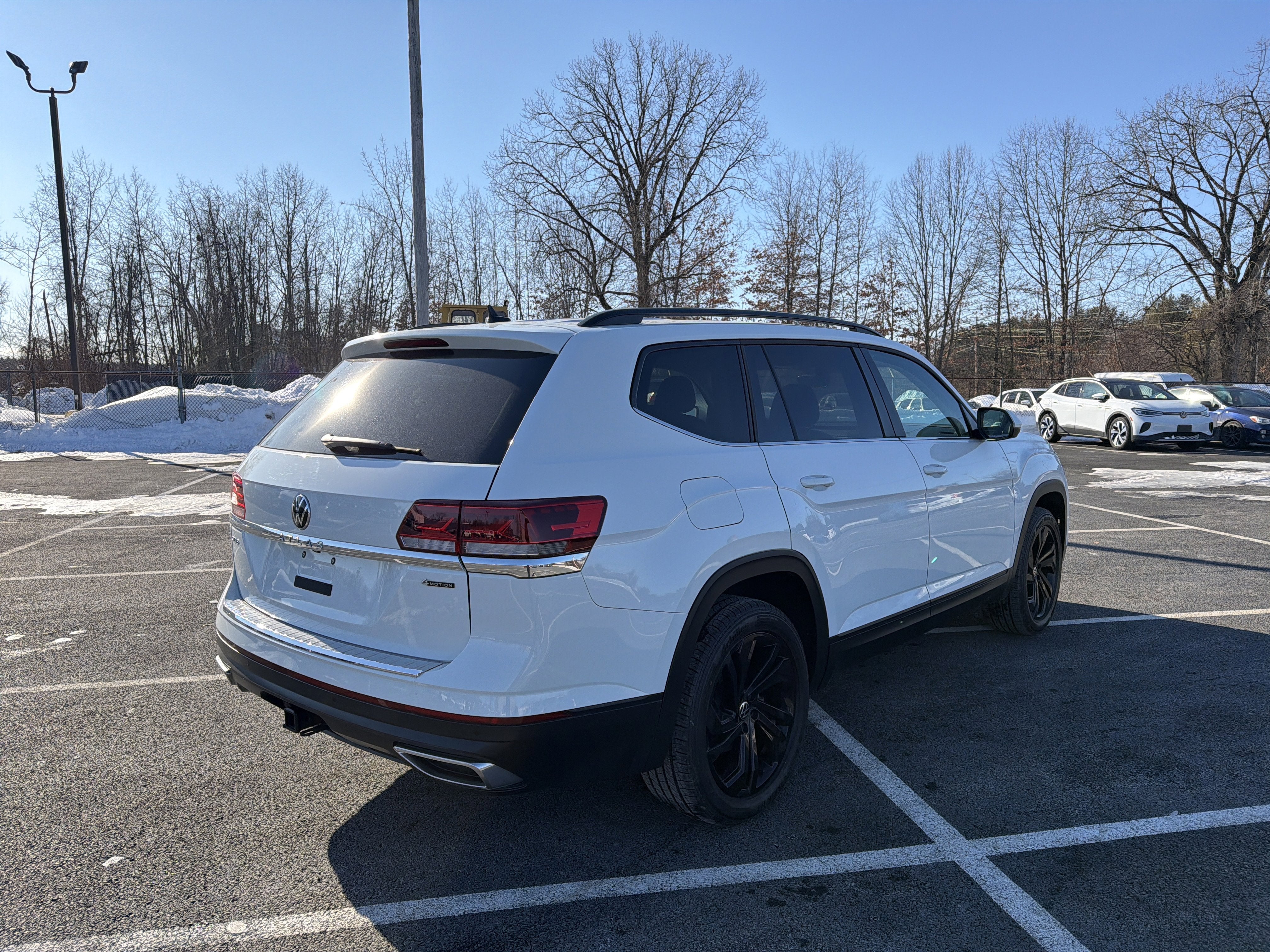 2023 Volkswagen Atlas 3.6L V6 SE w/Technology