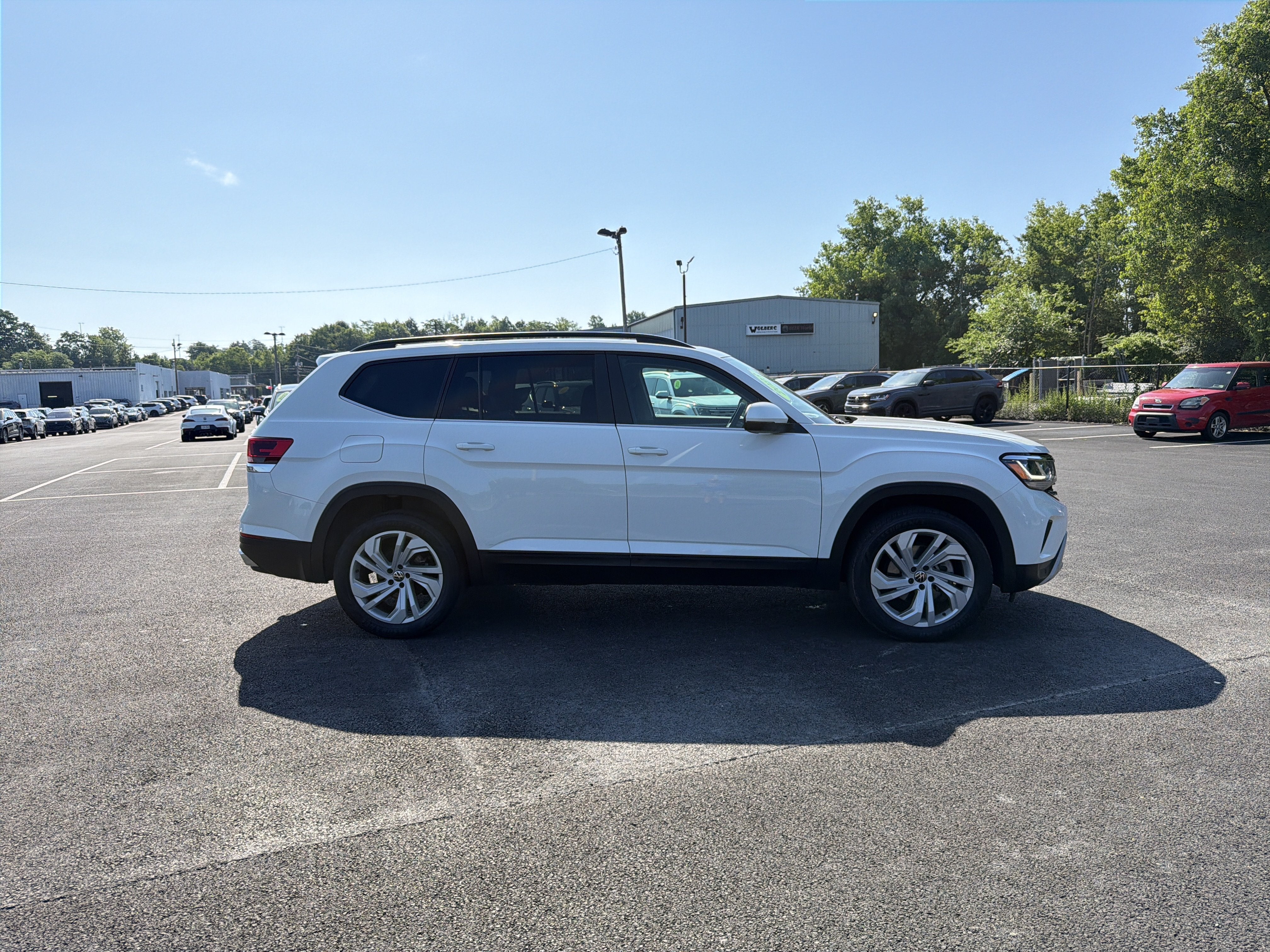 2023 Volkswagen Atlas 3.6L V6 SE w/Technology